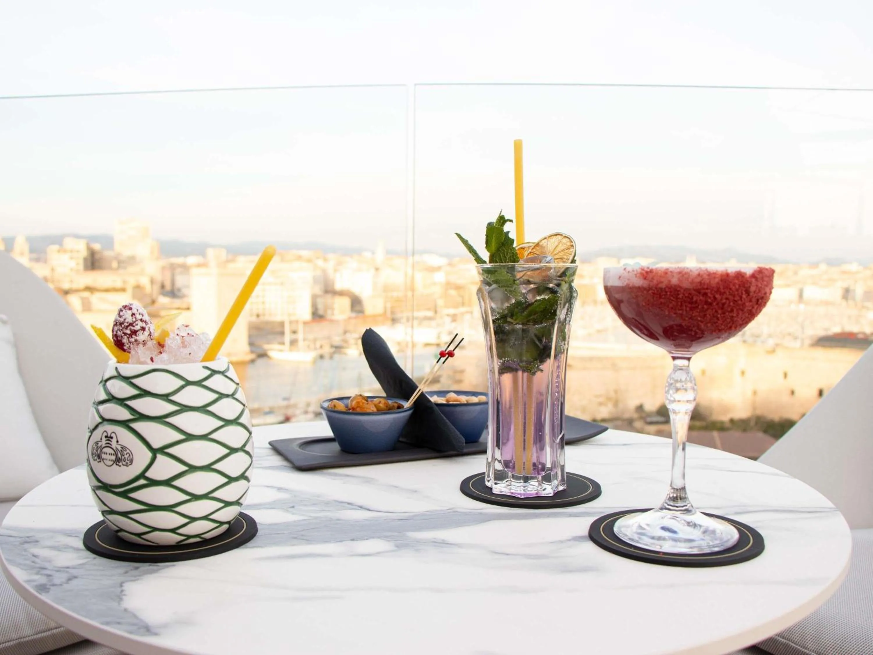 Lounge or bar in Sofitel Marseille Vieux-Port