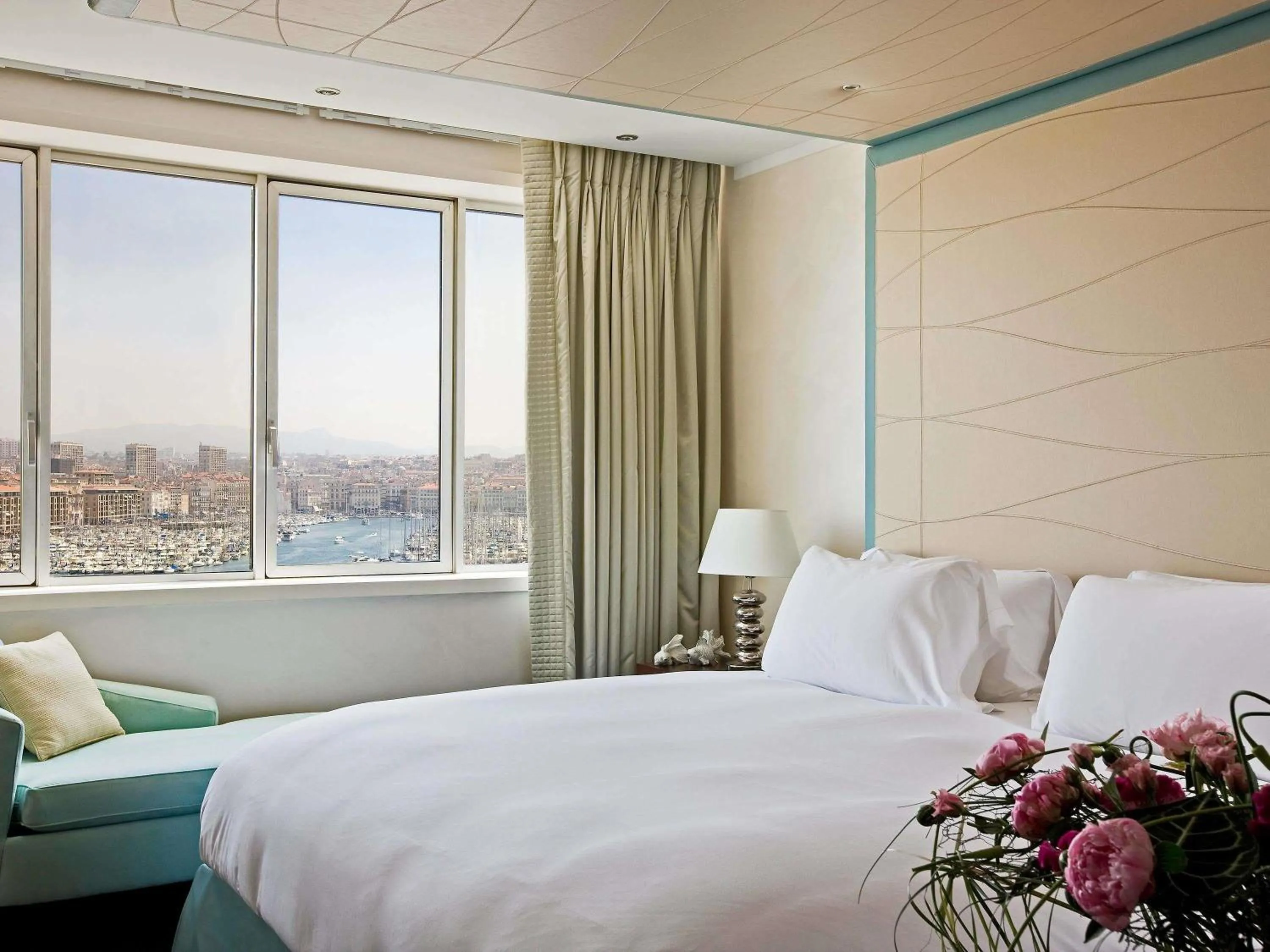 Bedroom, Bed in Sofitel Marseille Vieux-Port