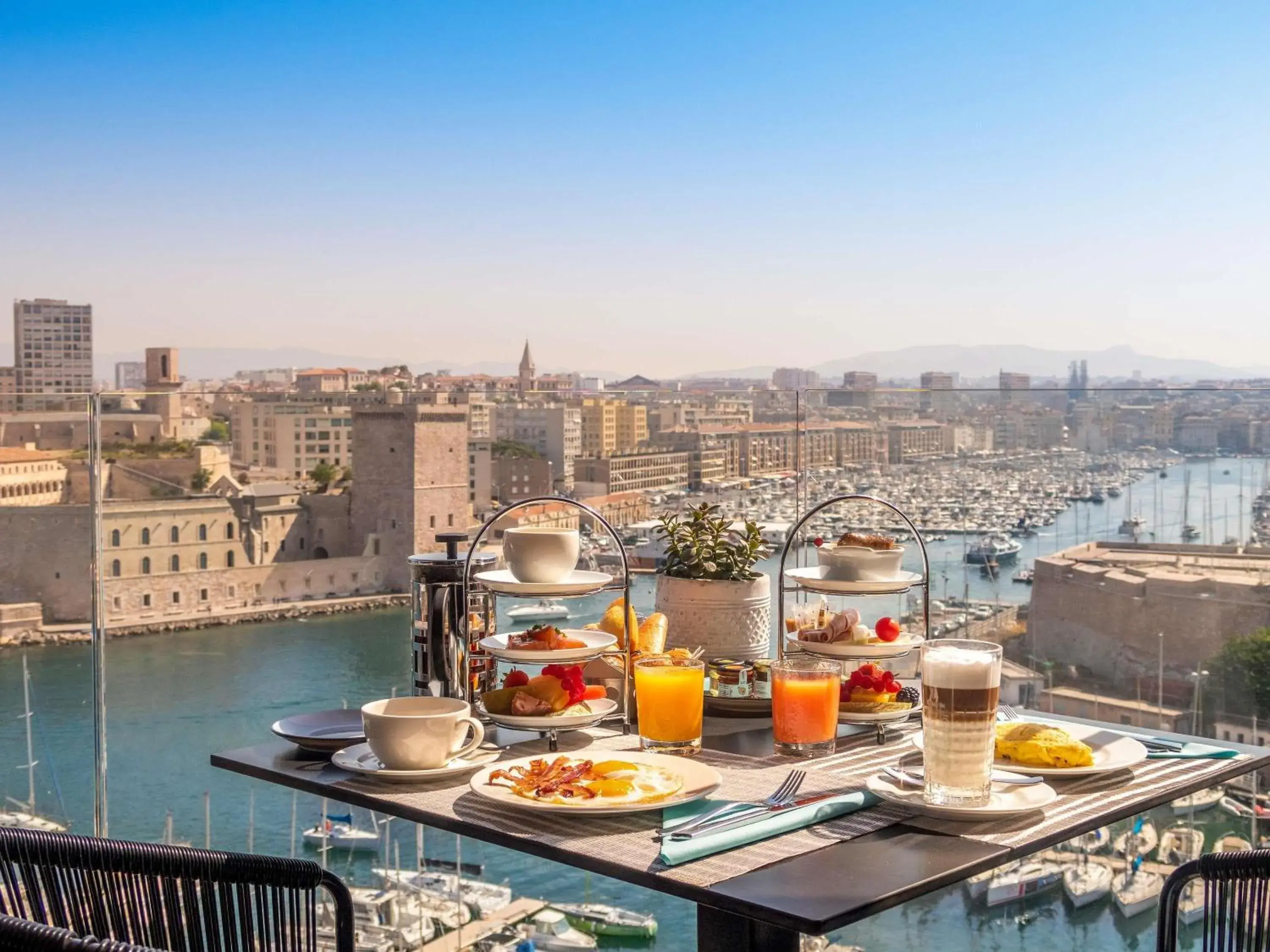 Breakfast in Sofitel Marseille Vieux-Port Breakfast in Sofitel Marseille Vieux-Port