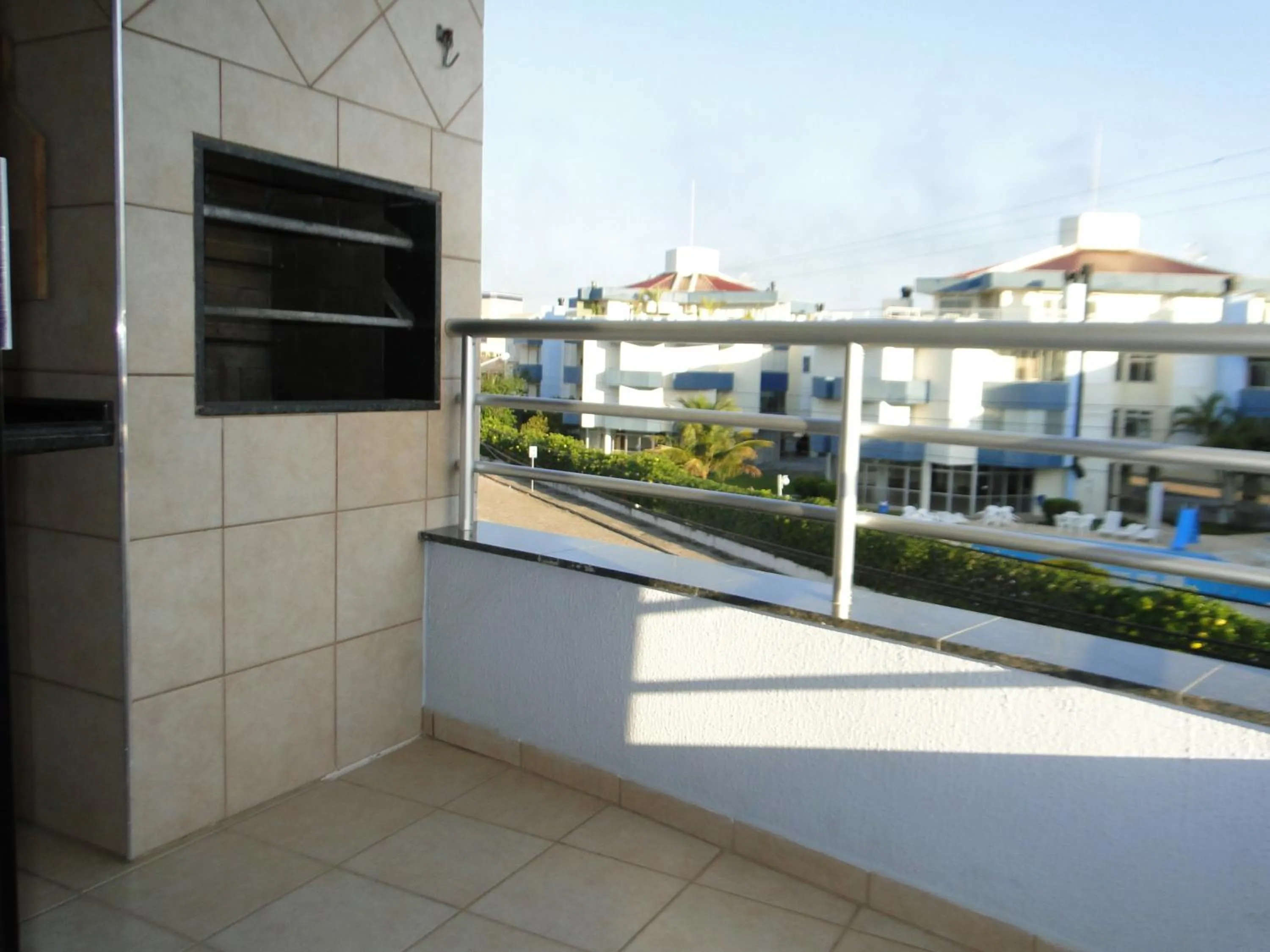 Day in Kasato Maru Residence