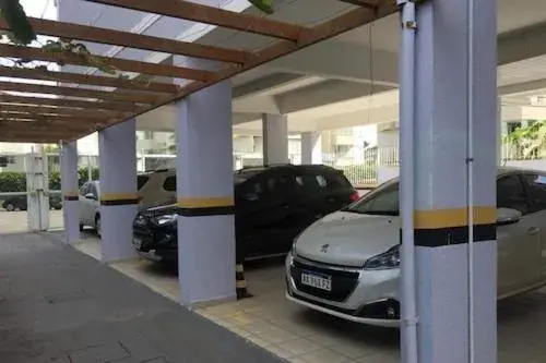 Property building in Kasato Maru Residence Property building in Kasato Maru Residence