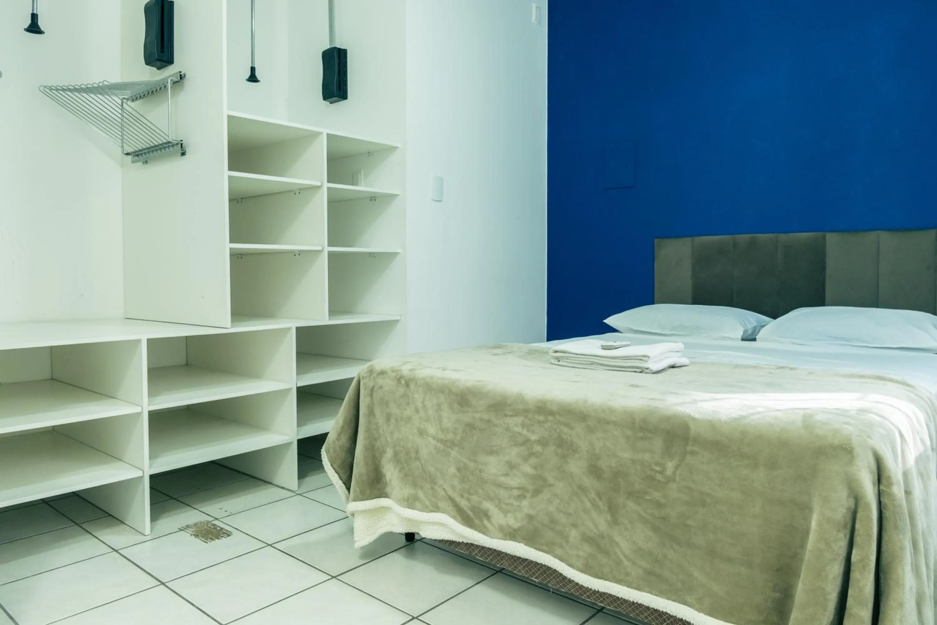 Bed in HANNA Amsterdam Hotel & Eventos