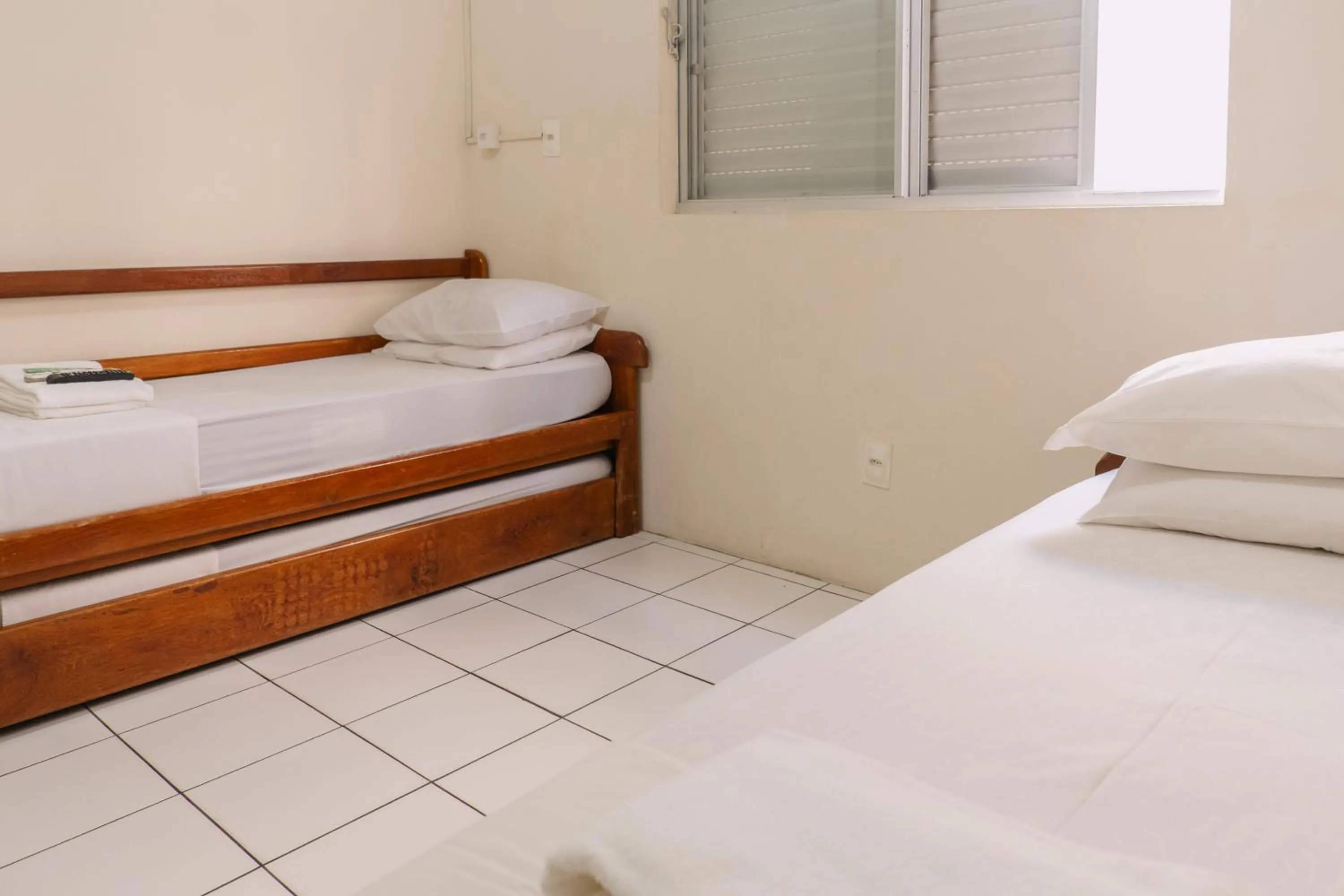 Bed in HANNA Amsterdam Hotel & Eventos