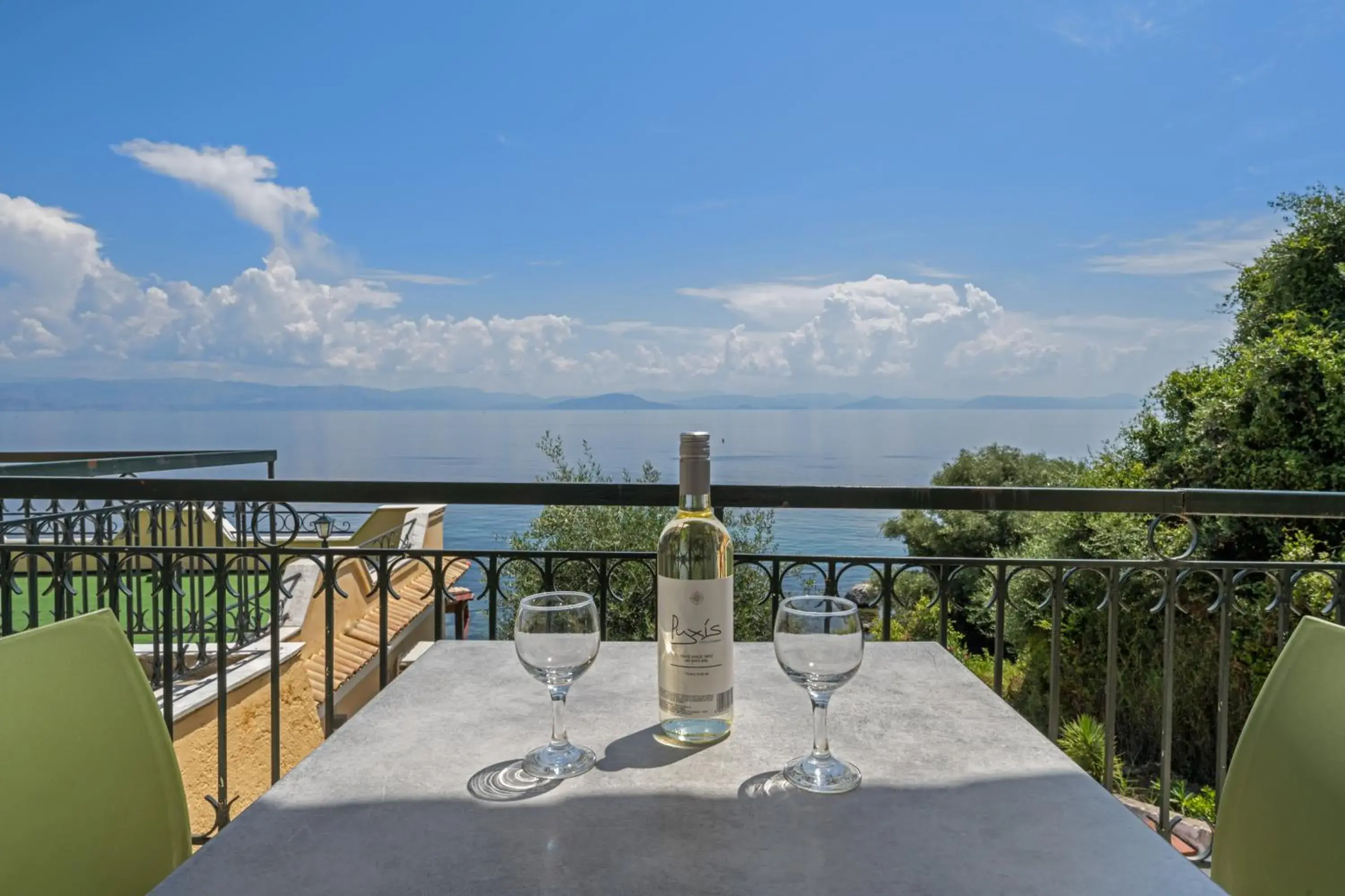 Batelo - Adults Only Batelo - Adults Only