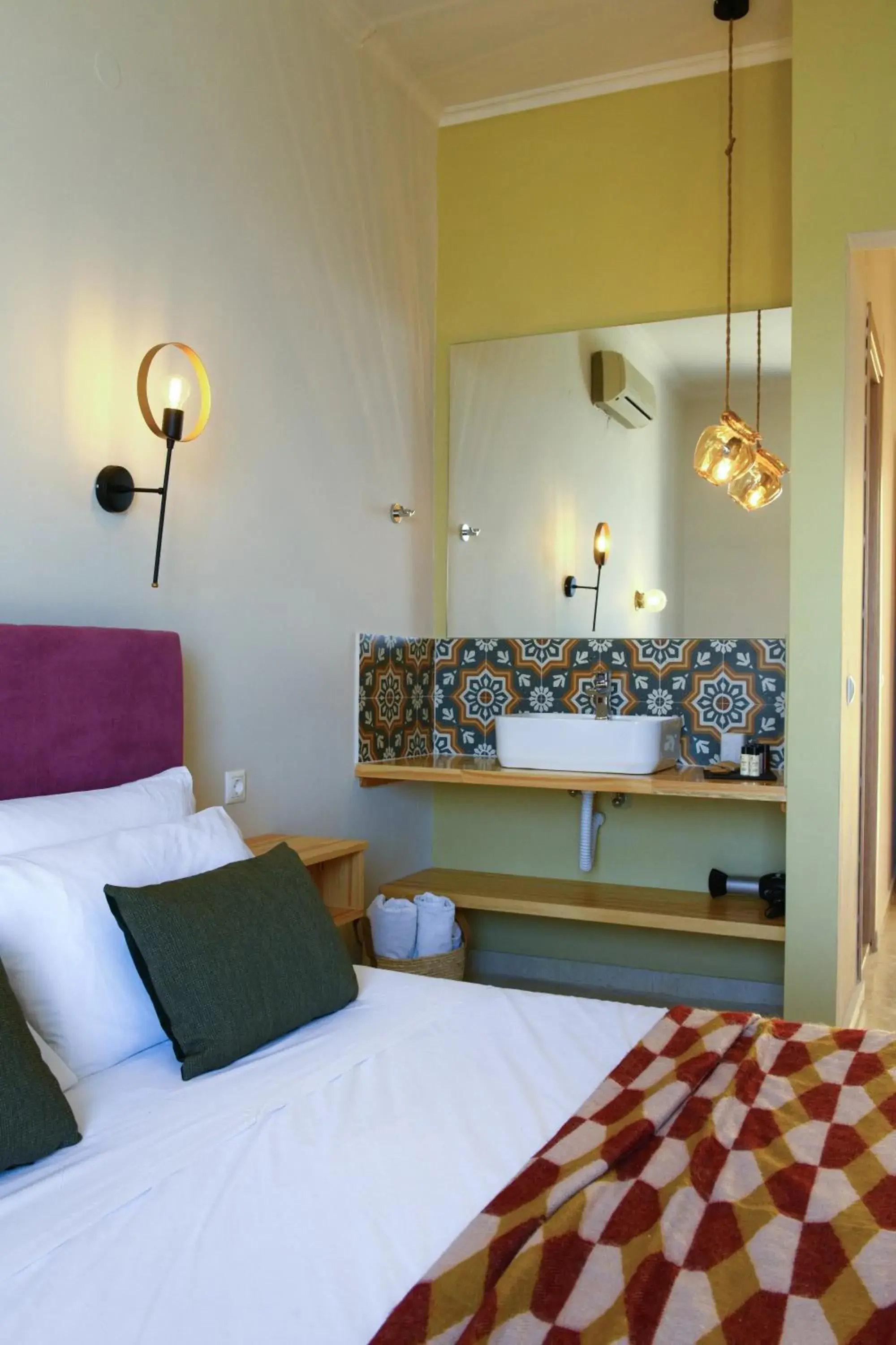 Bed in Batelo - Adults Only Bed in Batelo - Adults Only