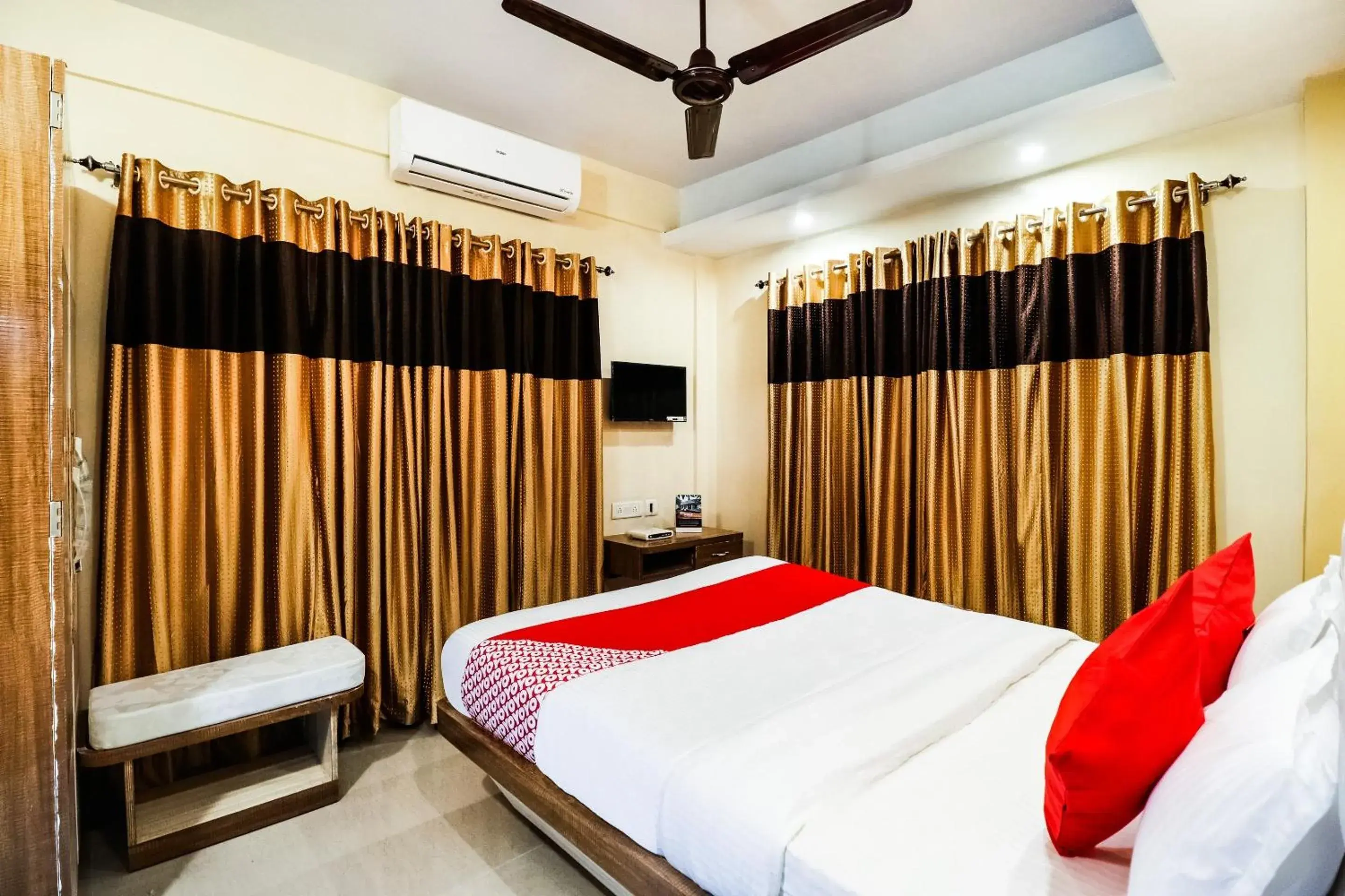 Bedroom, Bed in Hotel O Kuber Residency Bedroom, Bed in Hotel O Kuber Residency