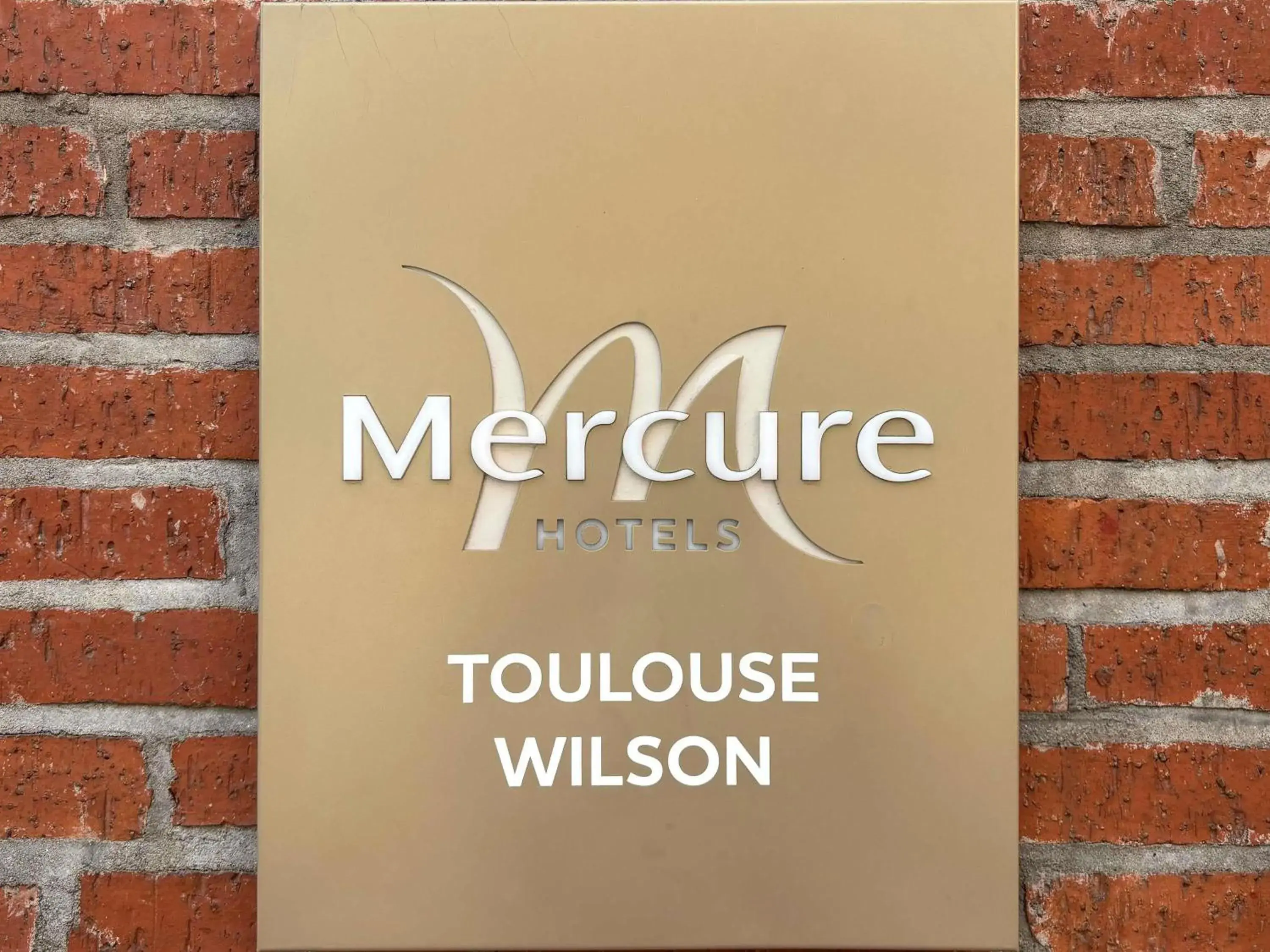 Property building in Mercure Toulouse Centre Wilson Capitole Property building in Mercure Toulouse Centre Wilson Capitole