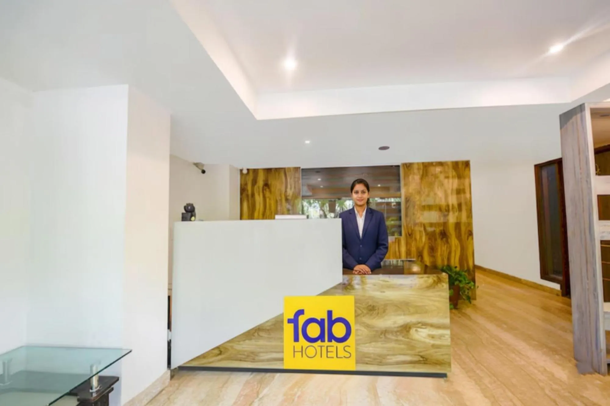 Lobby or reception in FabHotel Amrit Residency