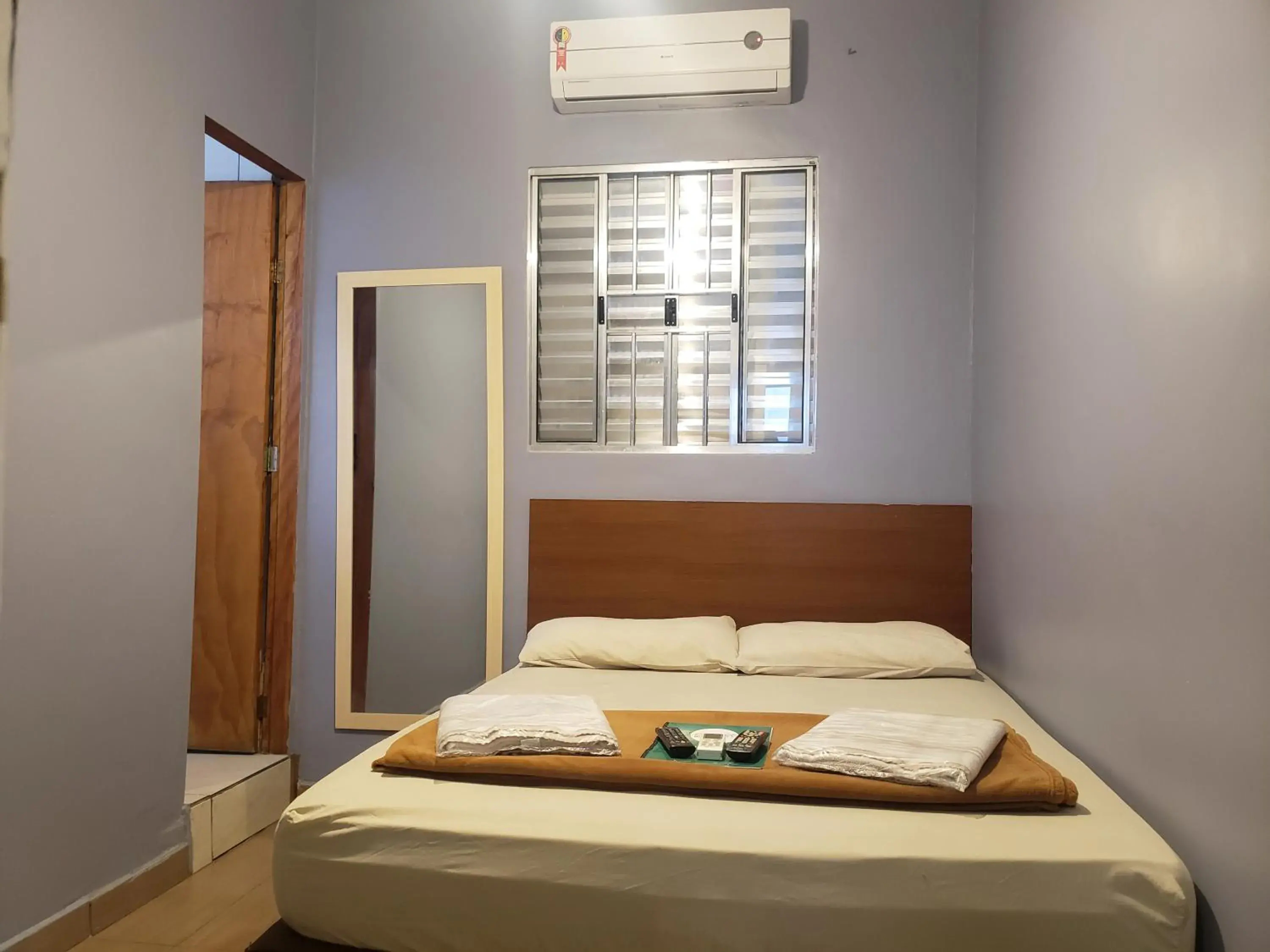 Small Double Room - single occupancy in Pousada Beira Mar Small Double Room - single occupancy in Pousada Beira Mar