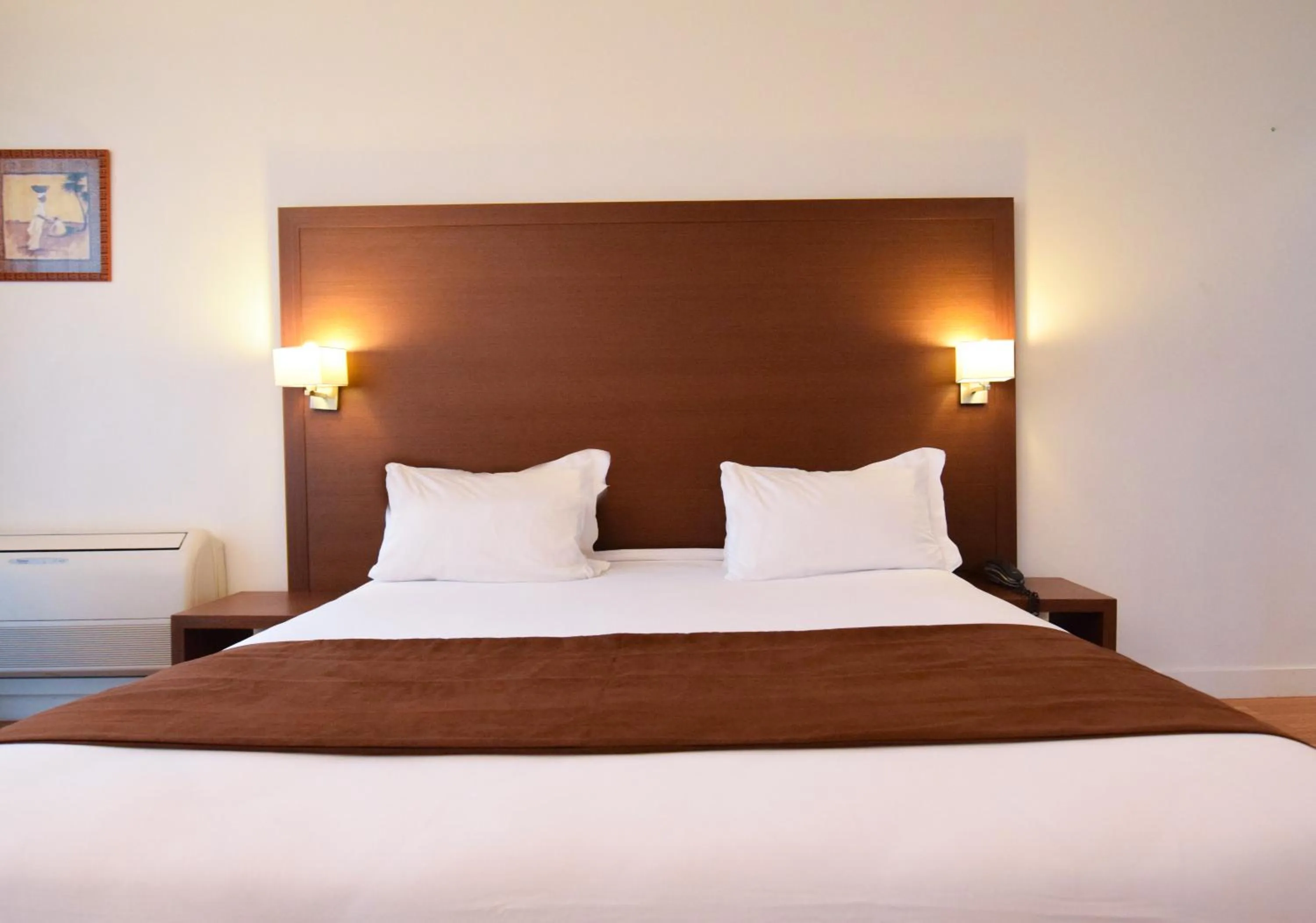 Bedroom, Bed in Residhotel Imperial Rennequin