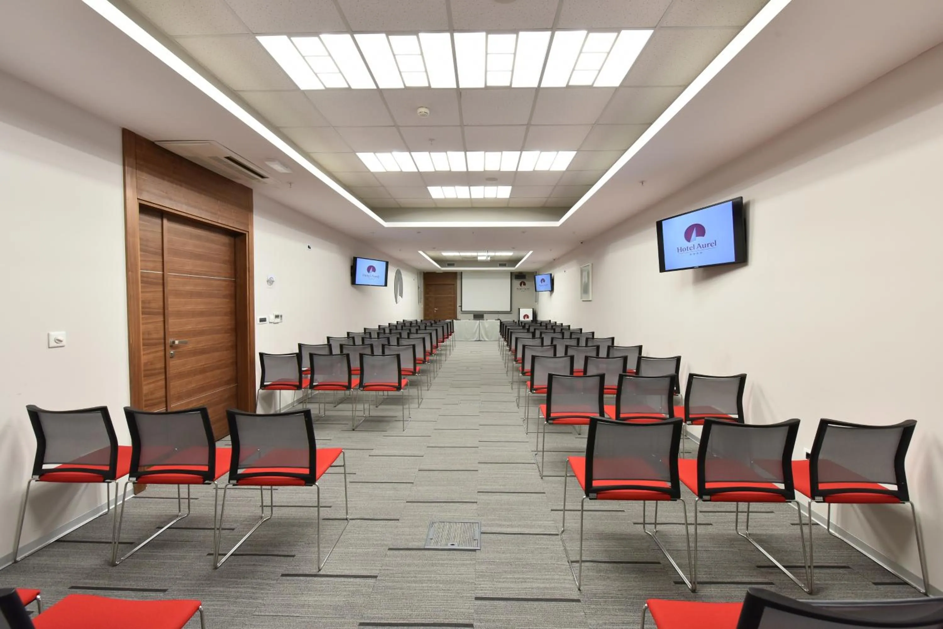 Business facilities in Hotel Aurel