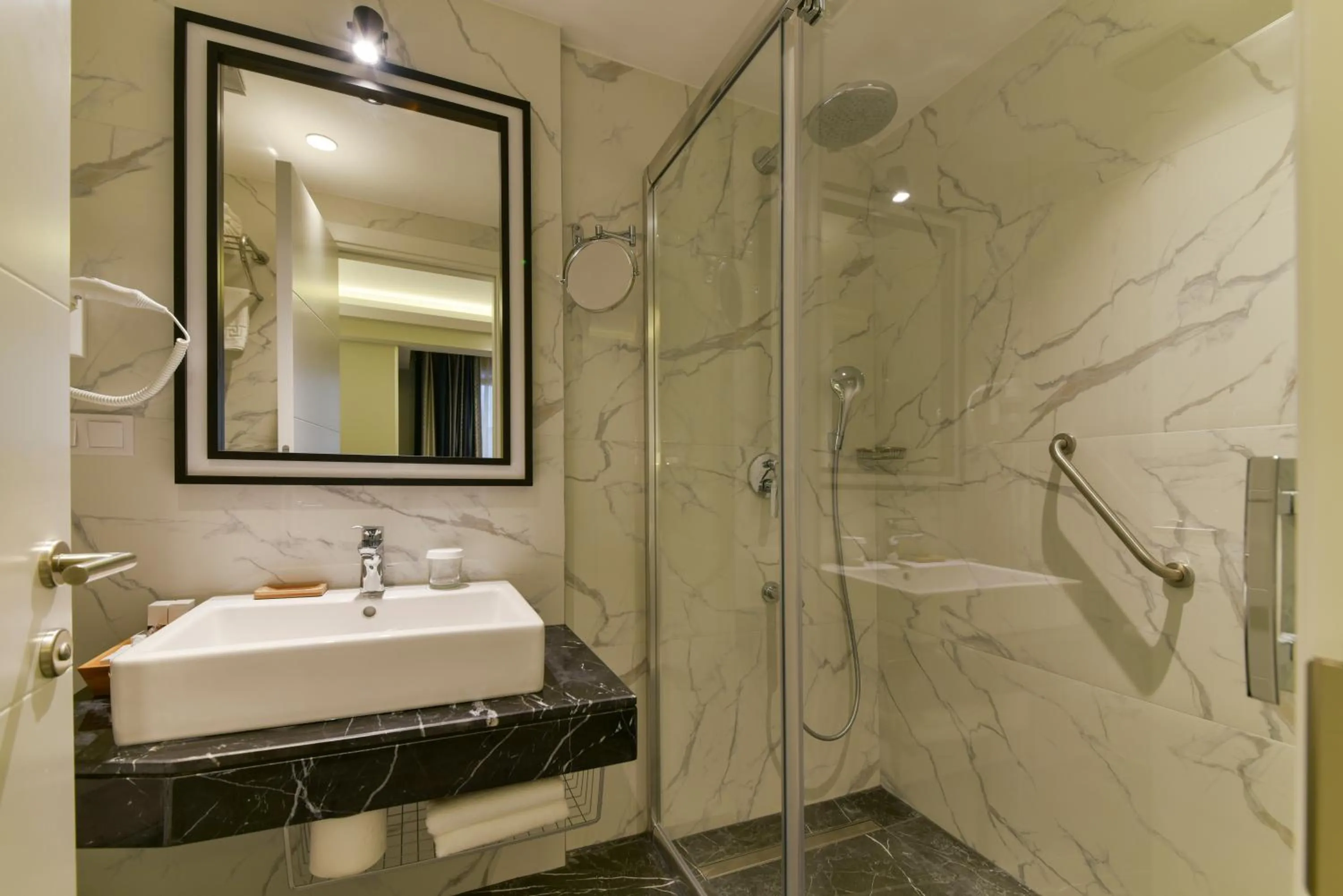 Bathroom in Kare Hotel Sultanahmet