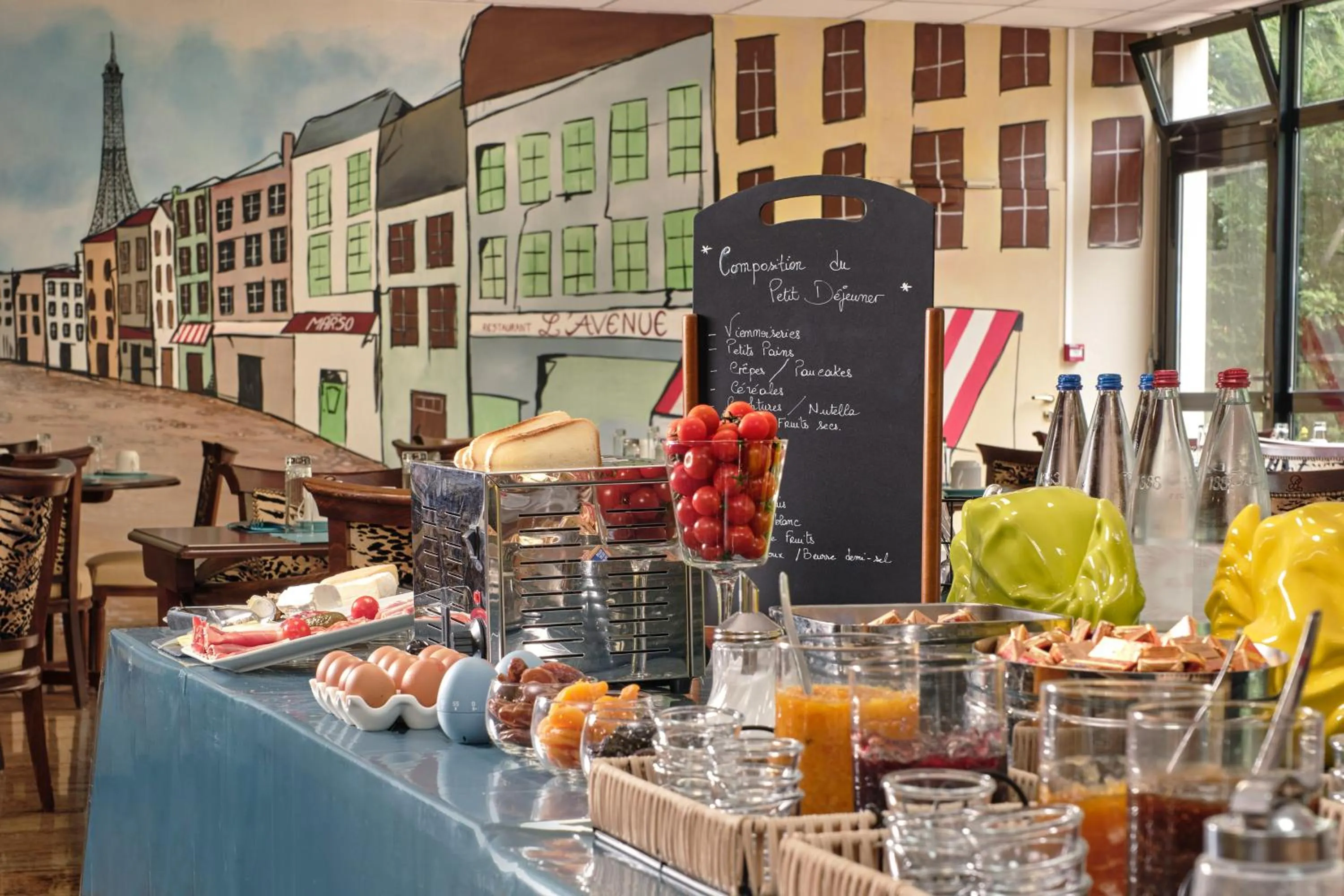 Breakfast in Hôtel Marso