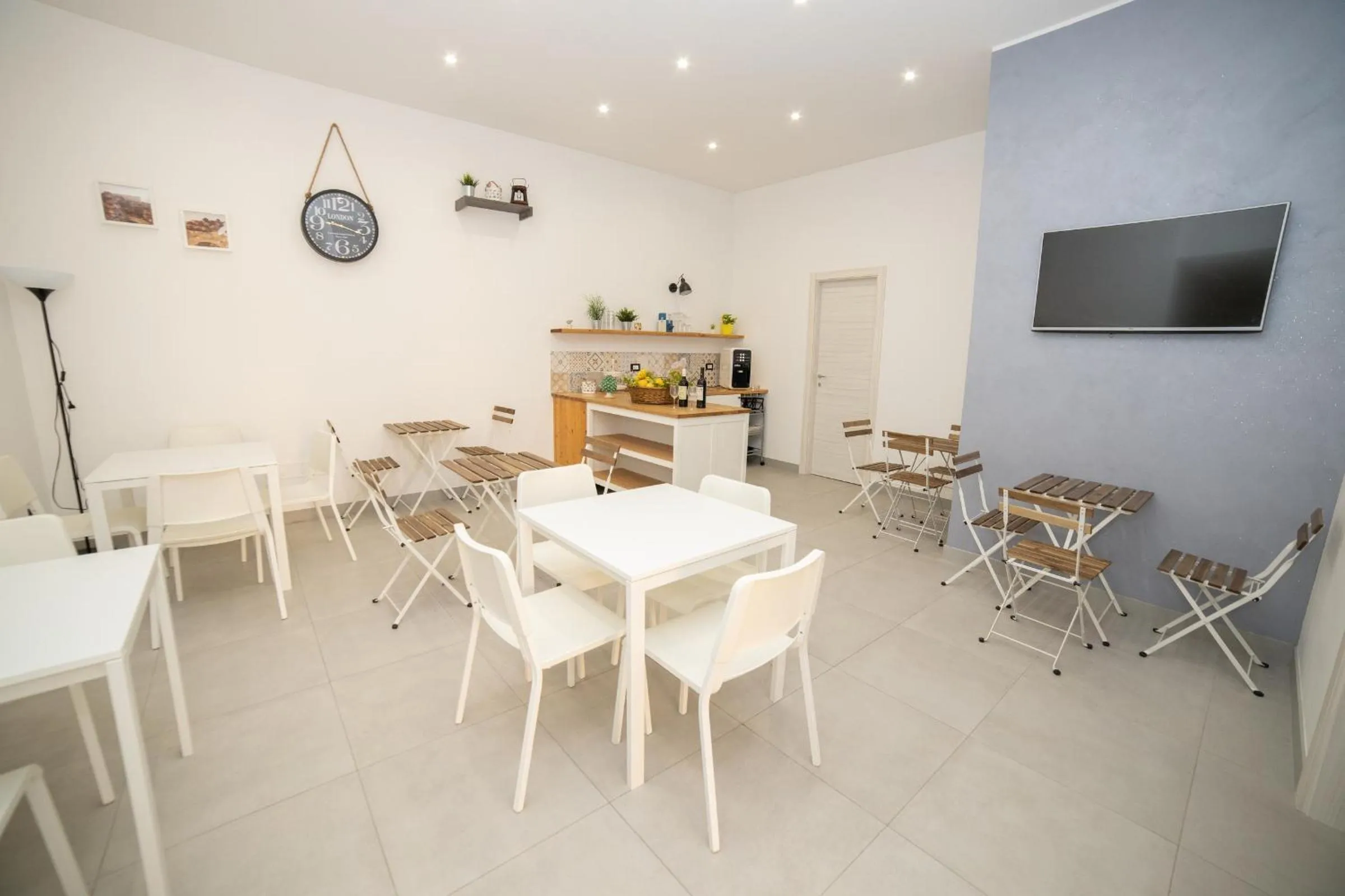 Lounge or bar in b&b Zio Luciano