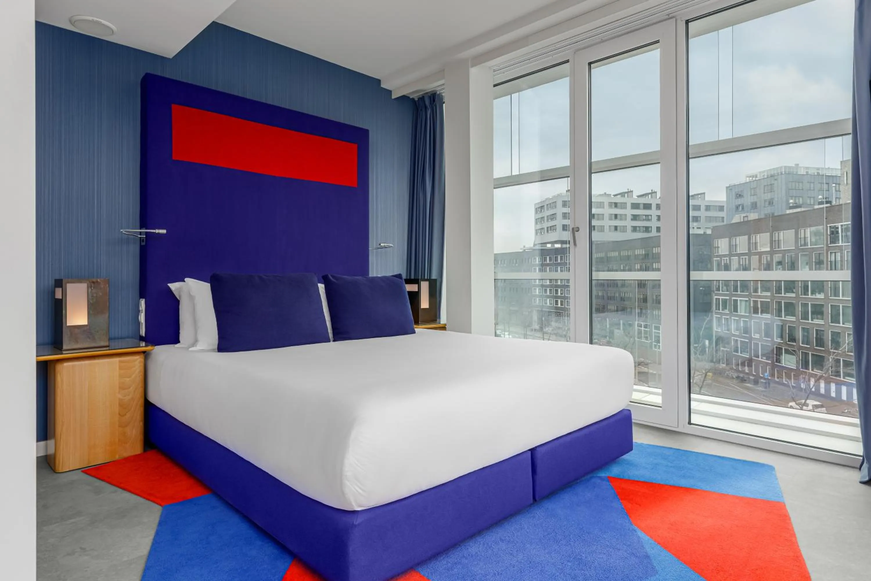 Photo of the whole room, Bed in Room Mate Aitana, Amsterdam