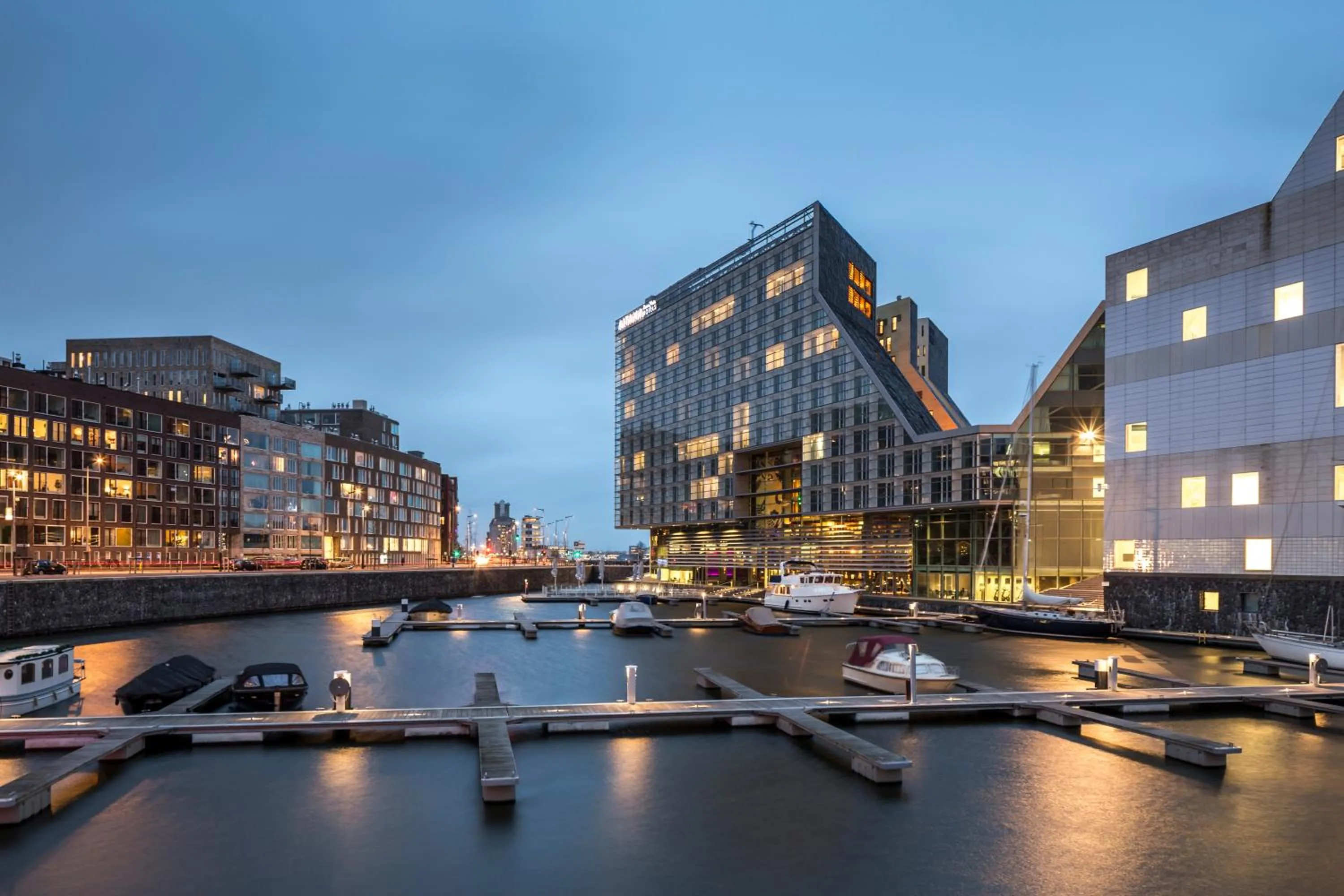 Facade/entrance in Room Mate Aitana, Amsterdam