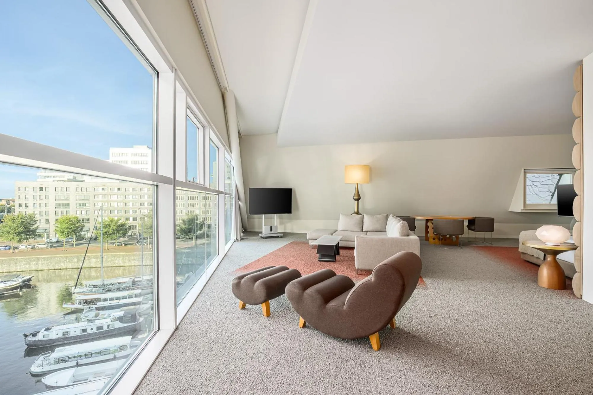 Living room in Room Mate Aitana, Amsterdam