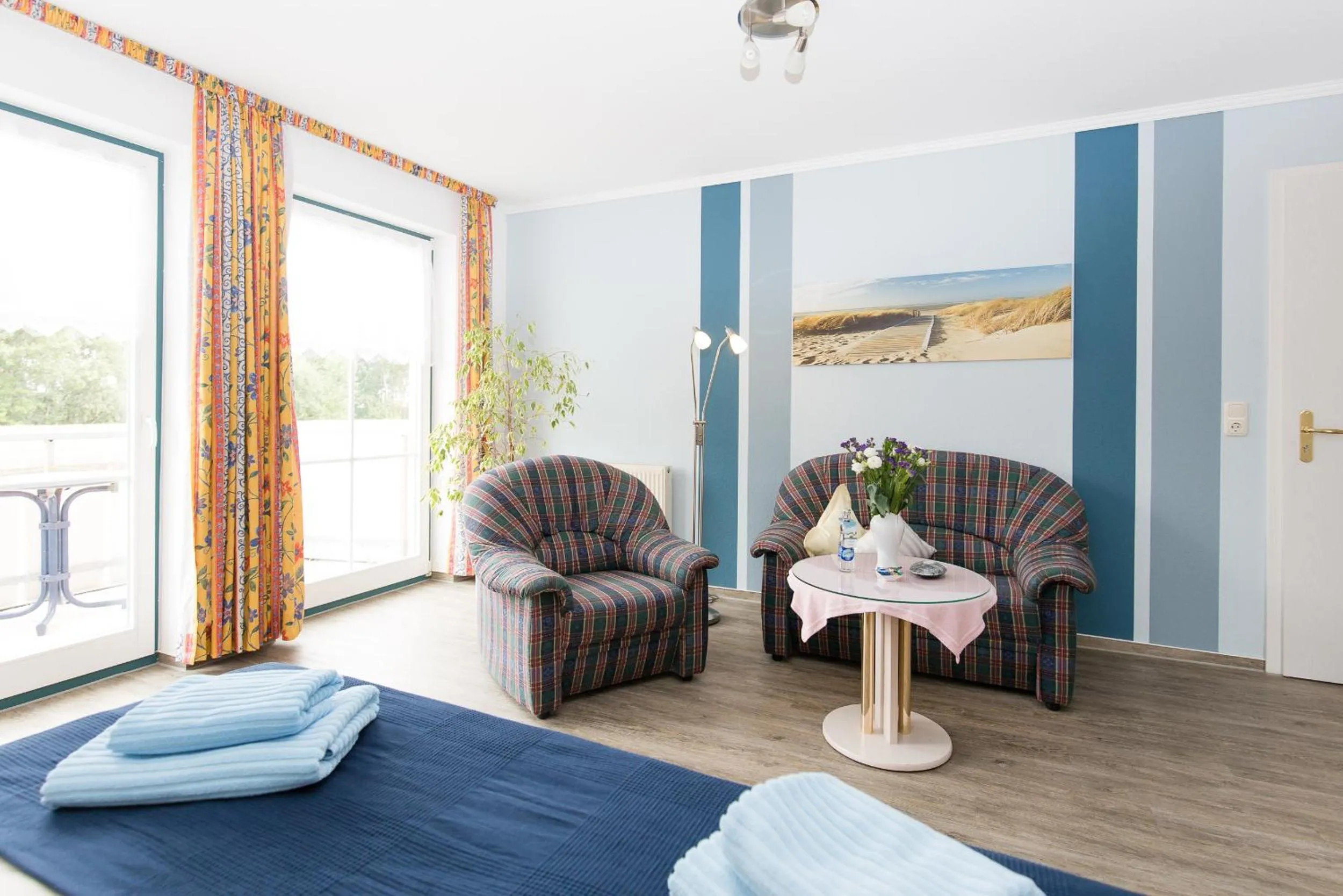 Photo of the whole room in Hotel Garni Am Deich Zingst
