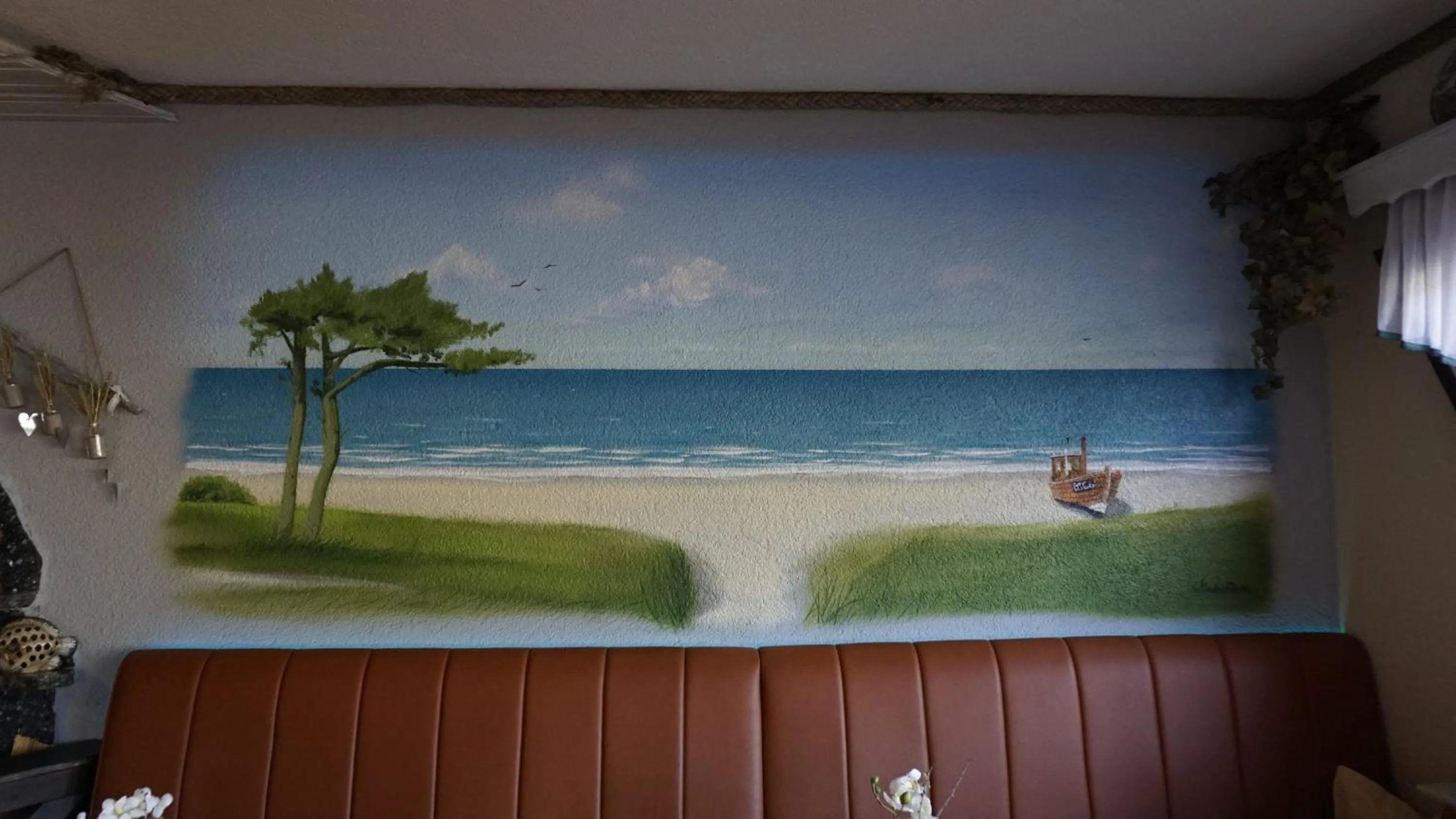 Lobby or reception in Hotel Garni Am Deich Zingst