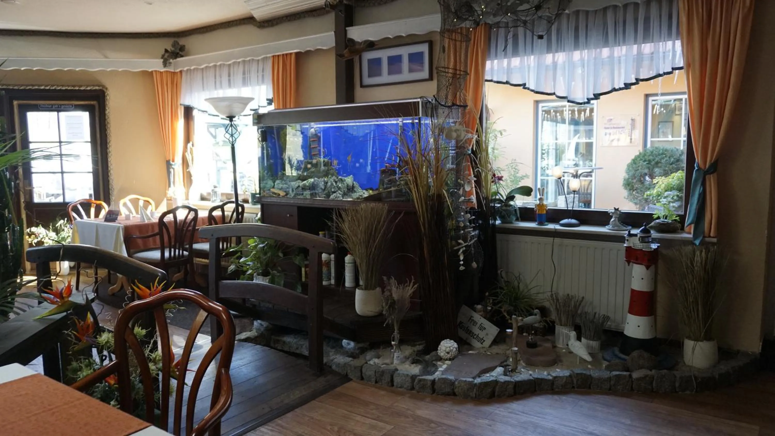 Restaurant/places to eat in Hotel Garni Am Deich Zingst