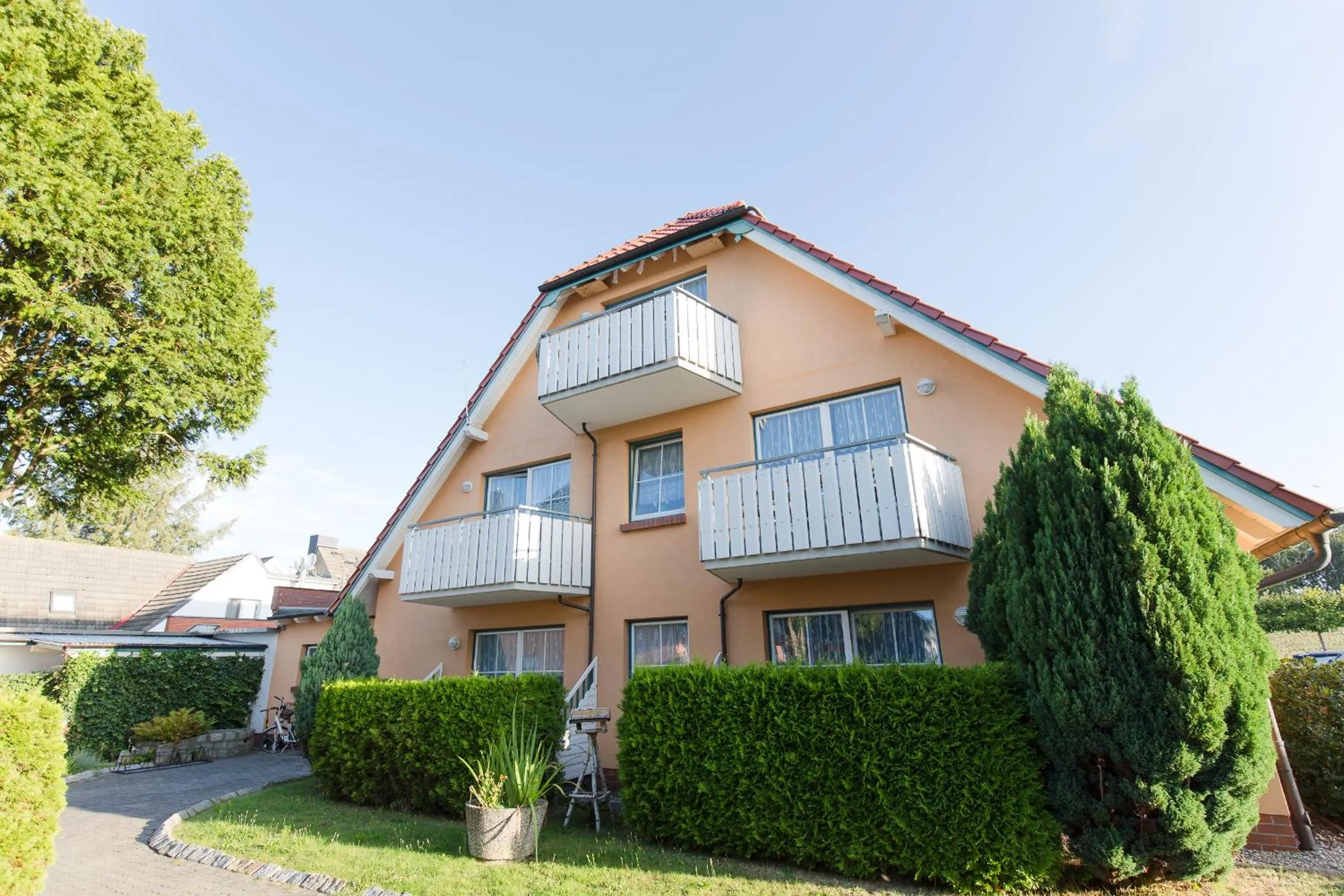 Property building in Hotel Garni Am Deich Zingst
