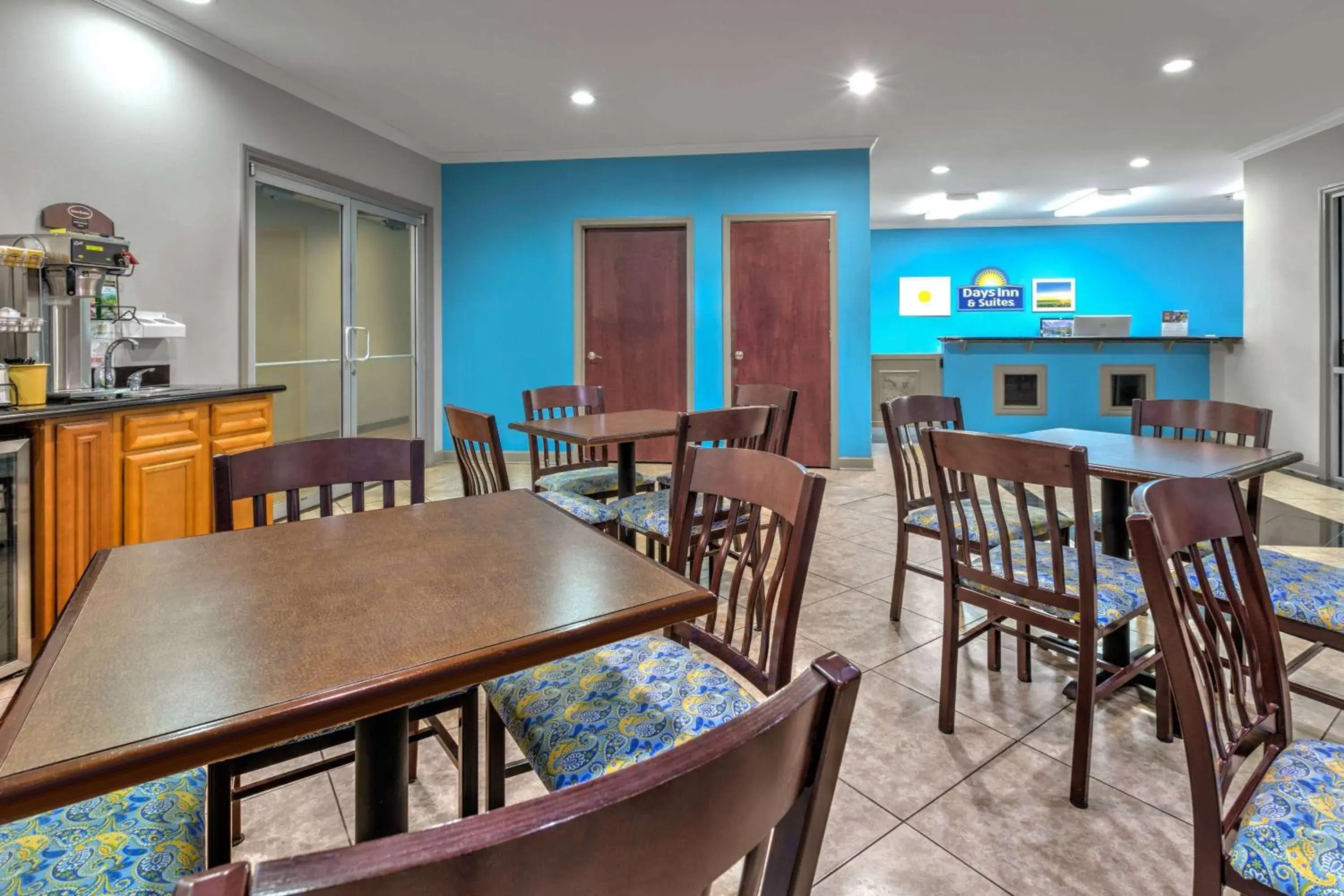 Lobby or reception in Days Inn & Suites by Wyndham Cabot Lobby or reception in Days Inn & Suites by Wyndham Cabot