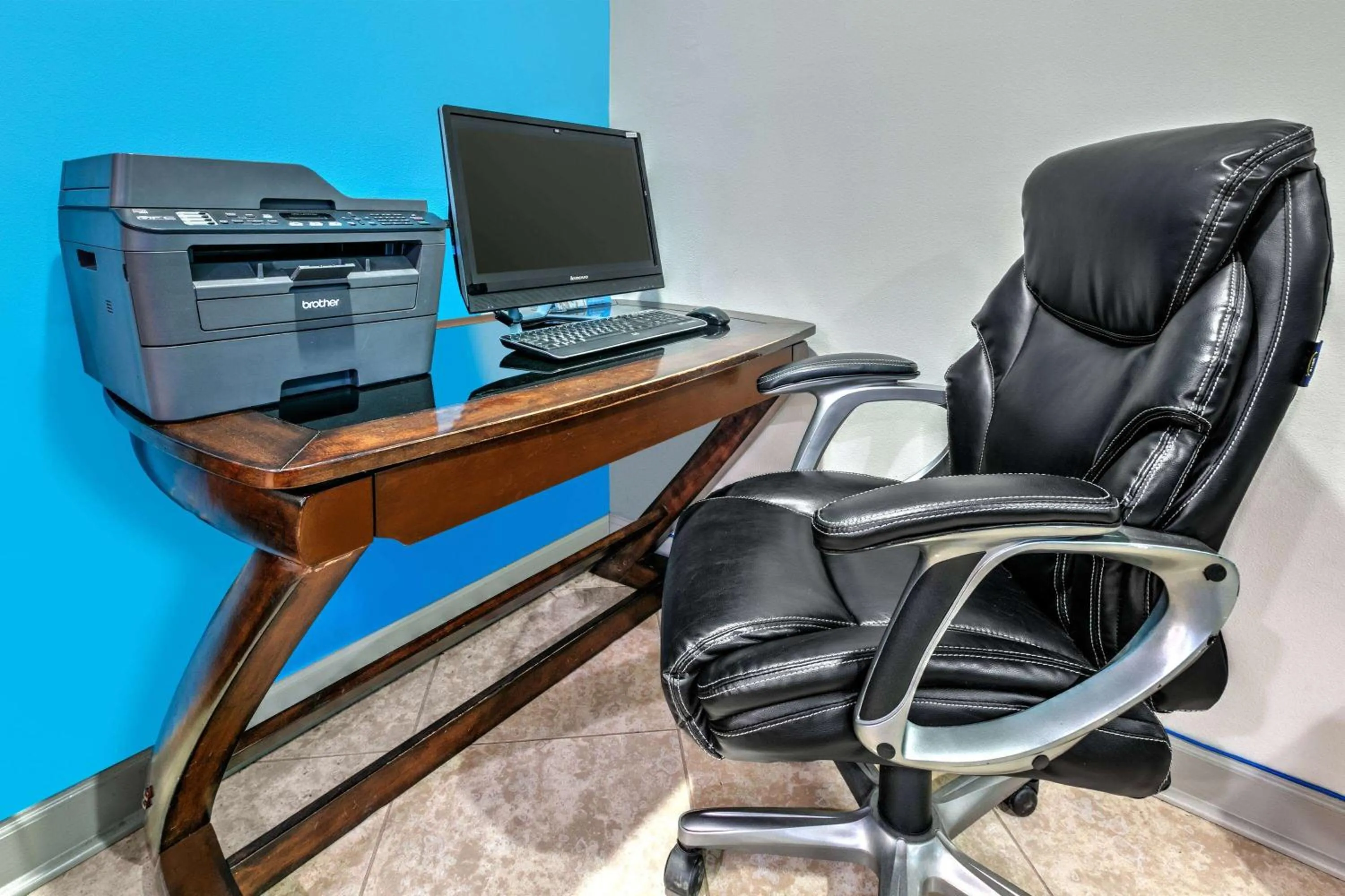 Business facilities in Days Inn & Suites by Wyndham Cabot