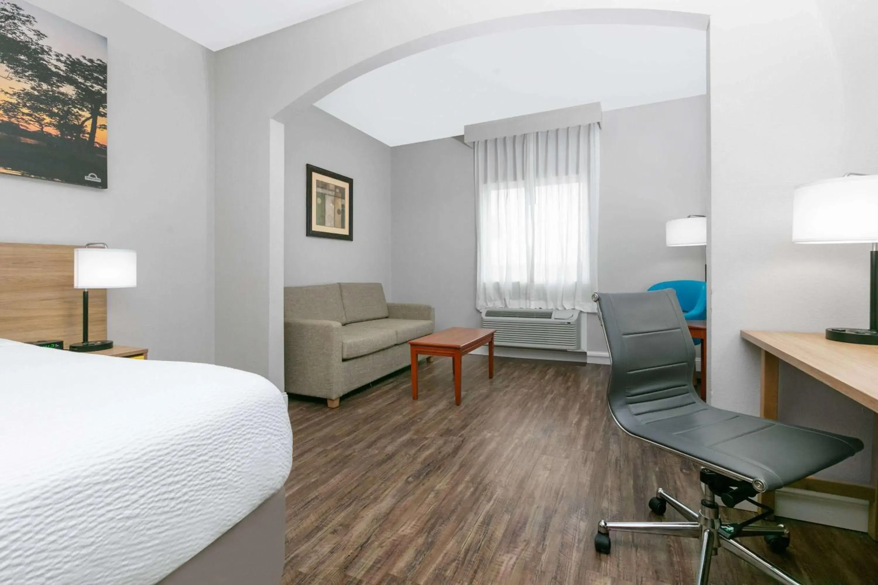 View (from property/room), Bed in Days Inn & Suites by Wyndham Cabot View (from property/room), Bed in Days Inn & Suites by Wyndham Cabot