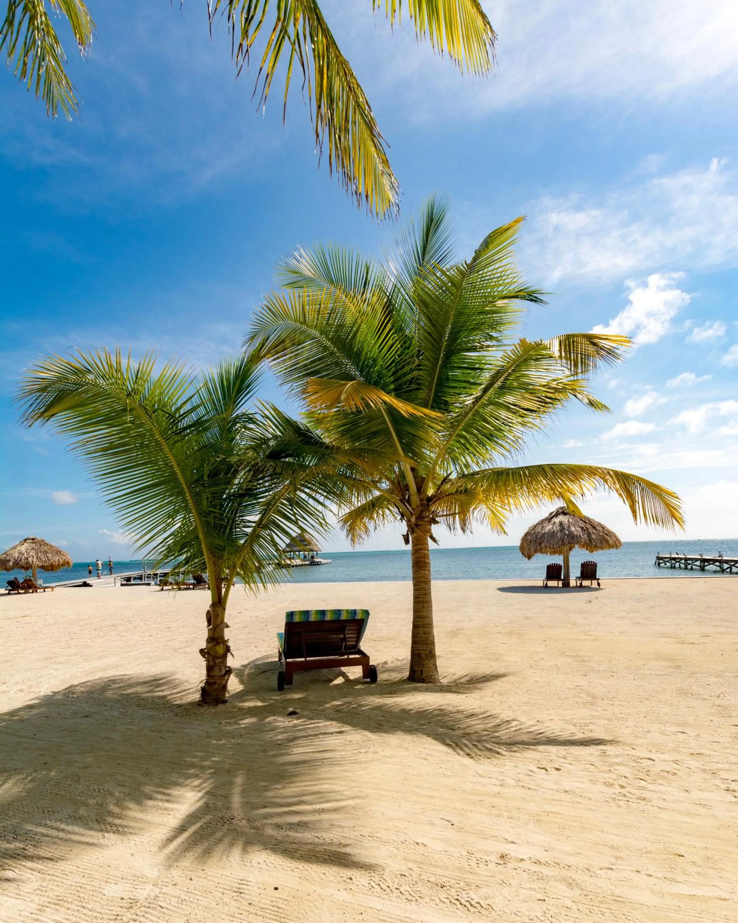 Beach in Xanadu Island Resort