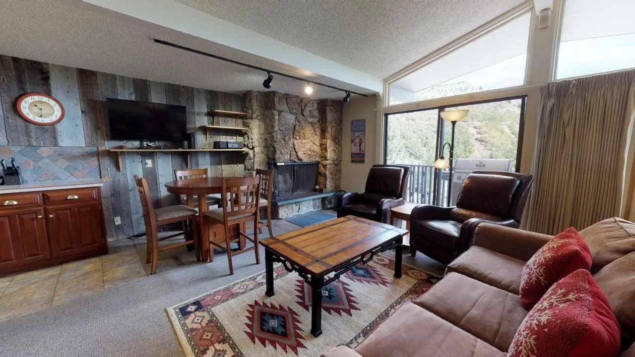 Lichenhearth - CoralTree Residence Collection