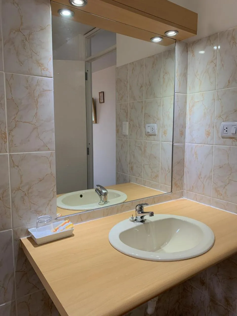 Bathroom in Hotel La Posada Del Ingles