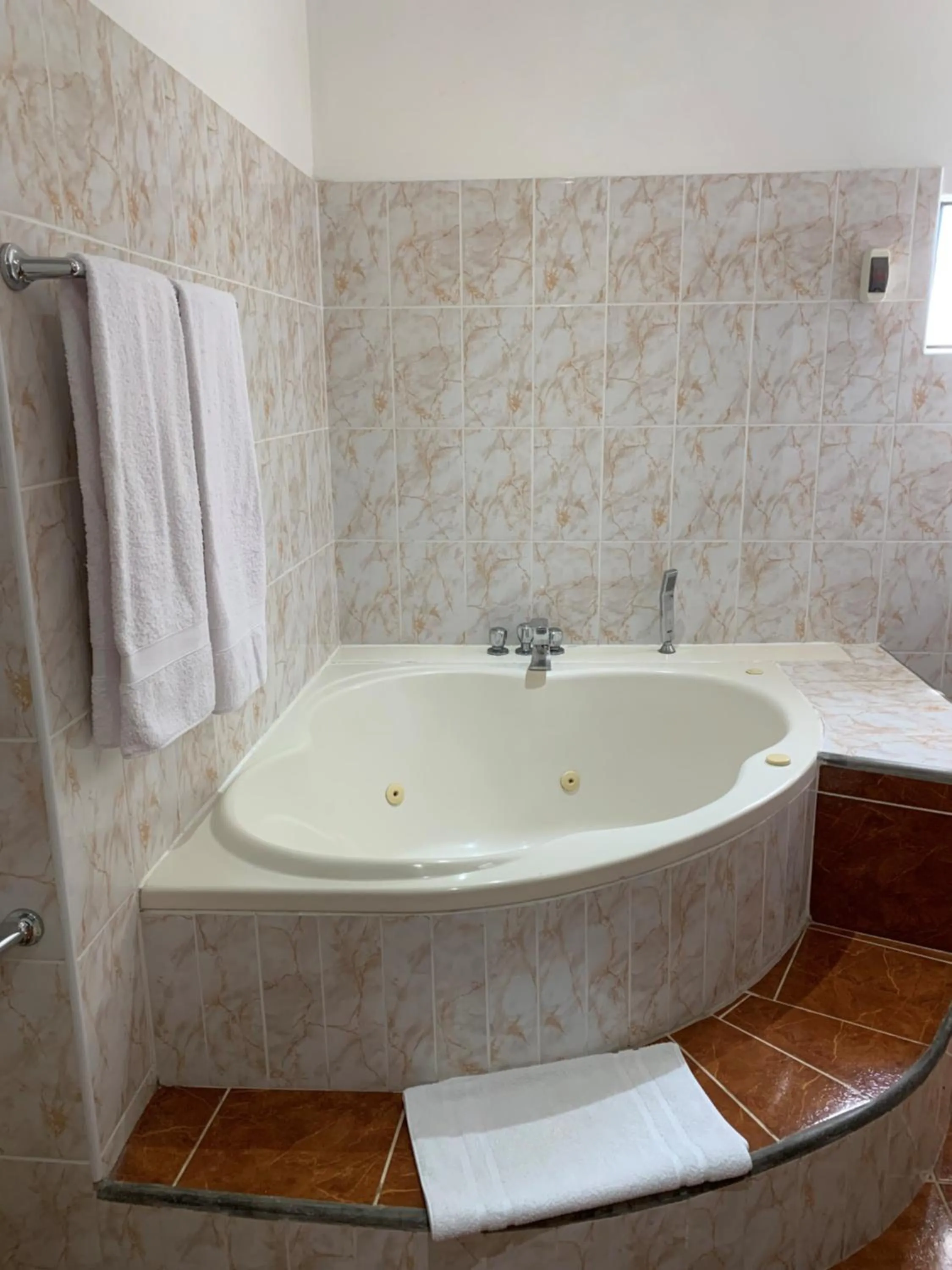 Bathroom in Hotel La Posada Del Ingles