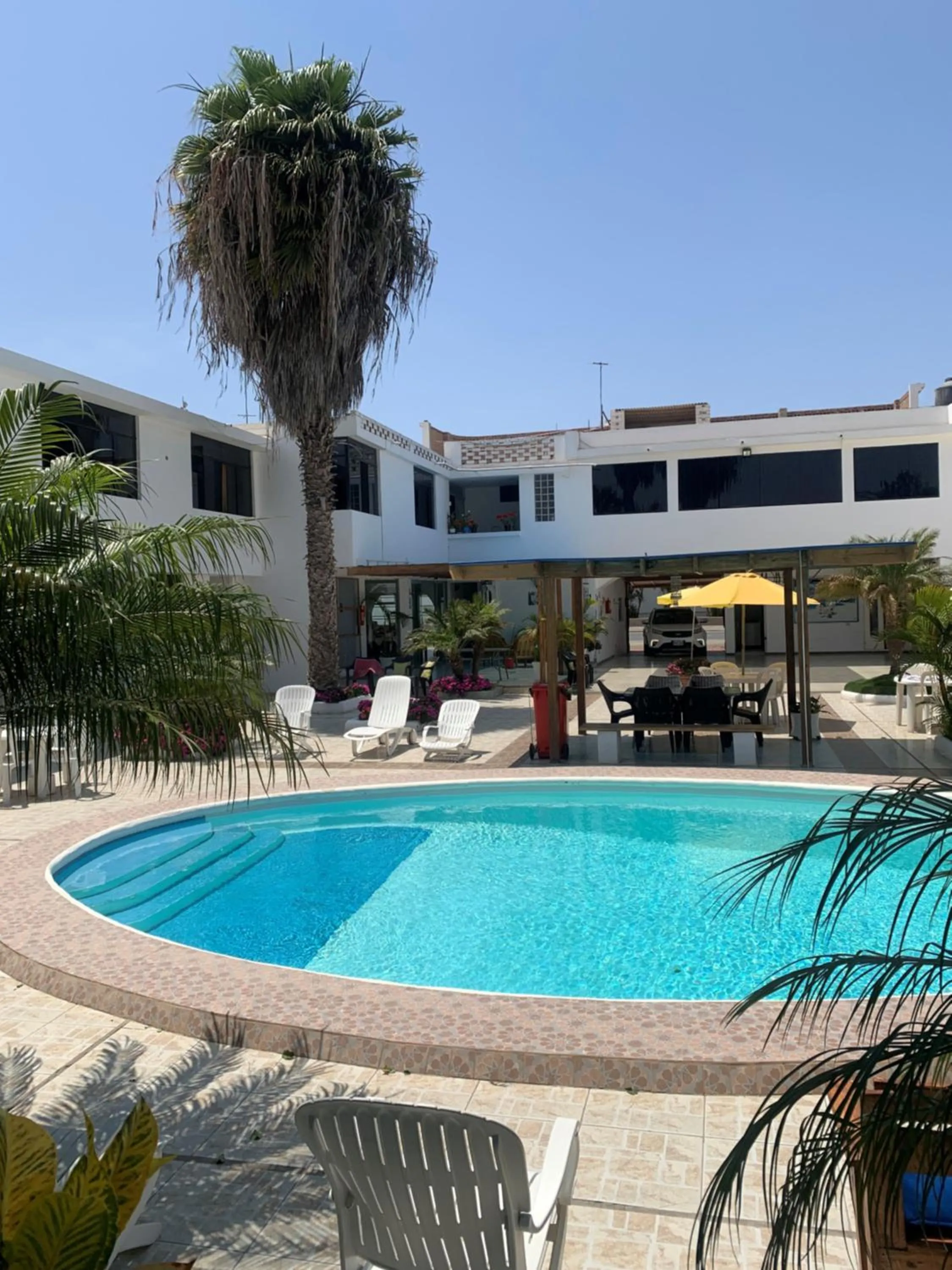 Pool view in Hotel La Posada Del Ingles