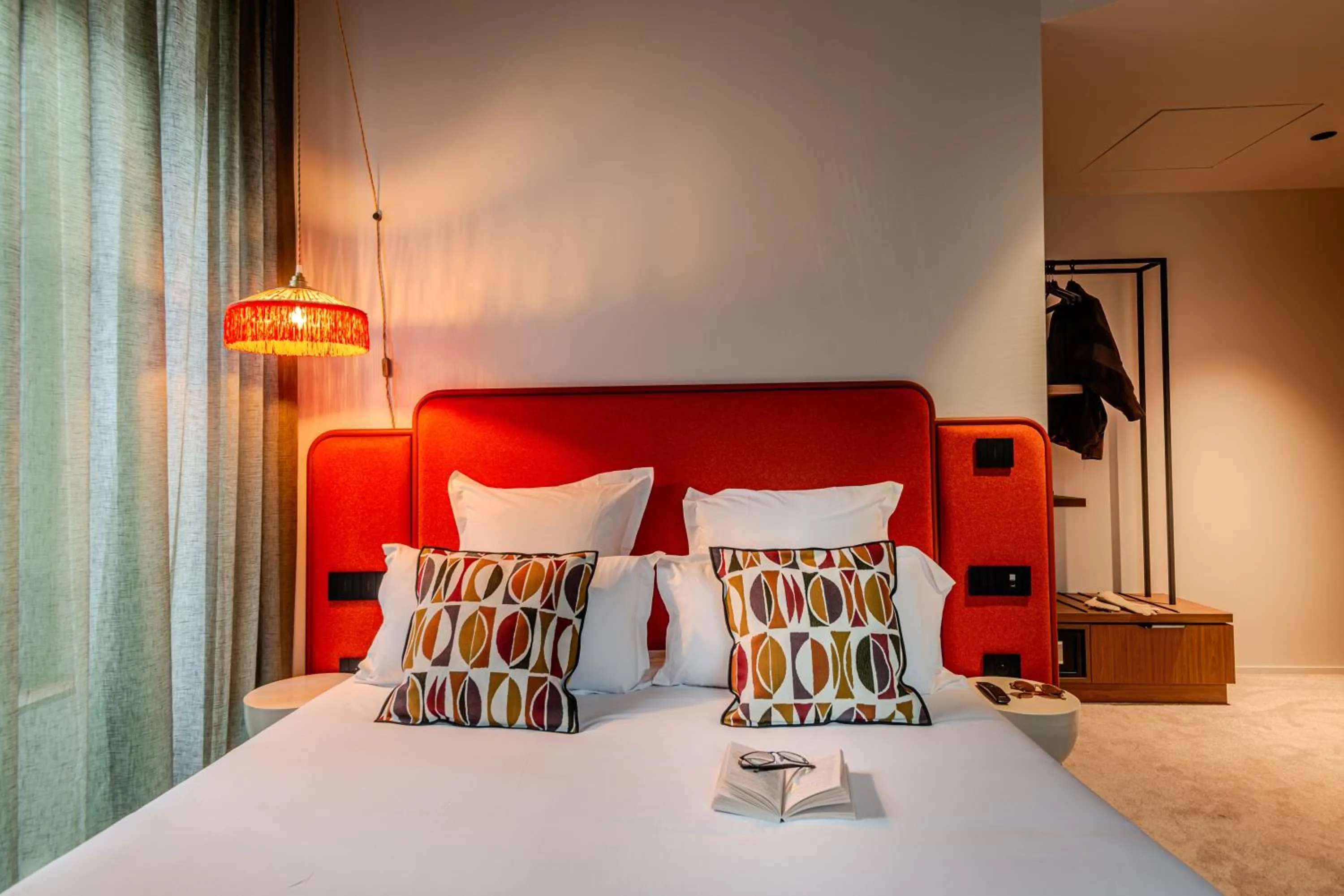 Bed in Hôtel Anne de Bretagne