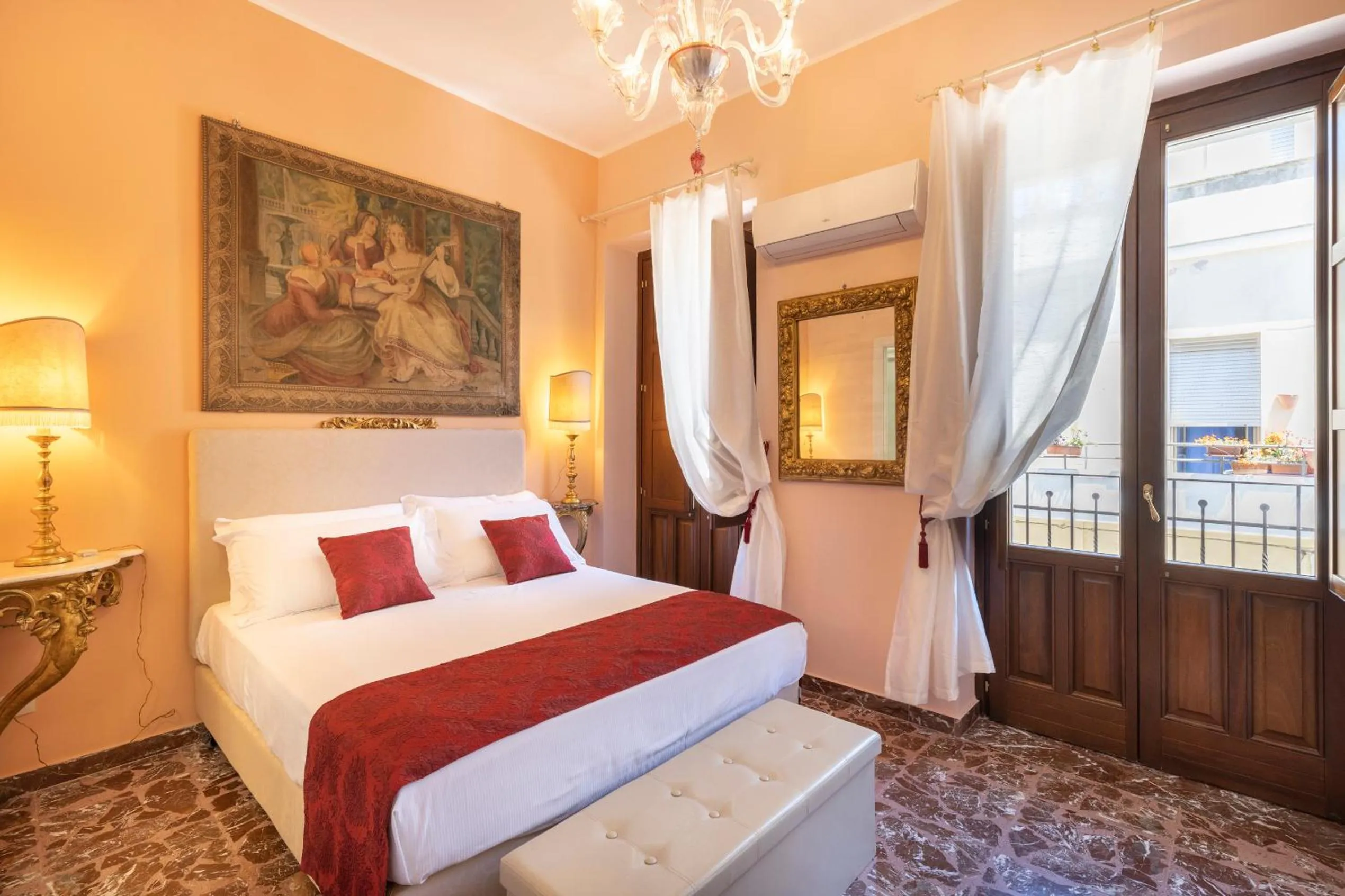Photo of the whole room, Bed in Saint George's House Appartamenti & Spa