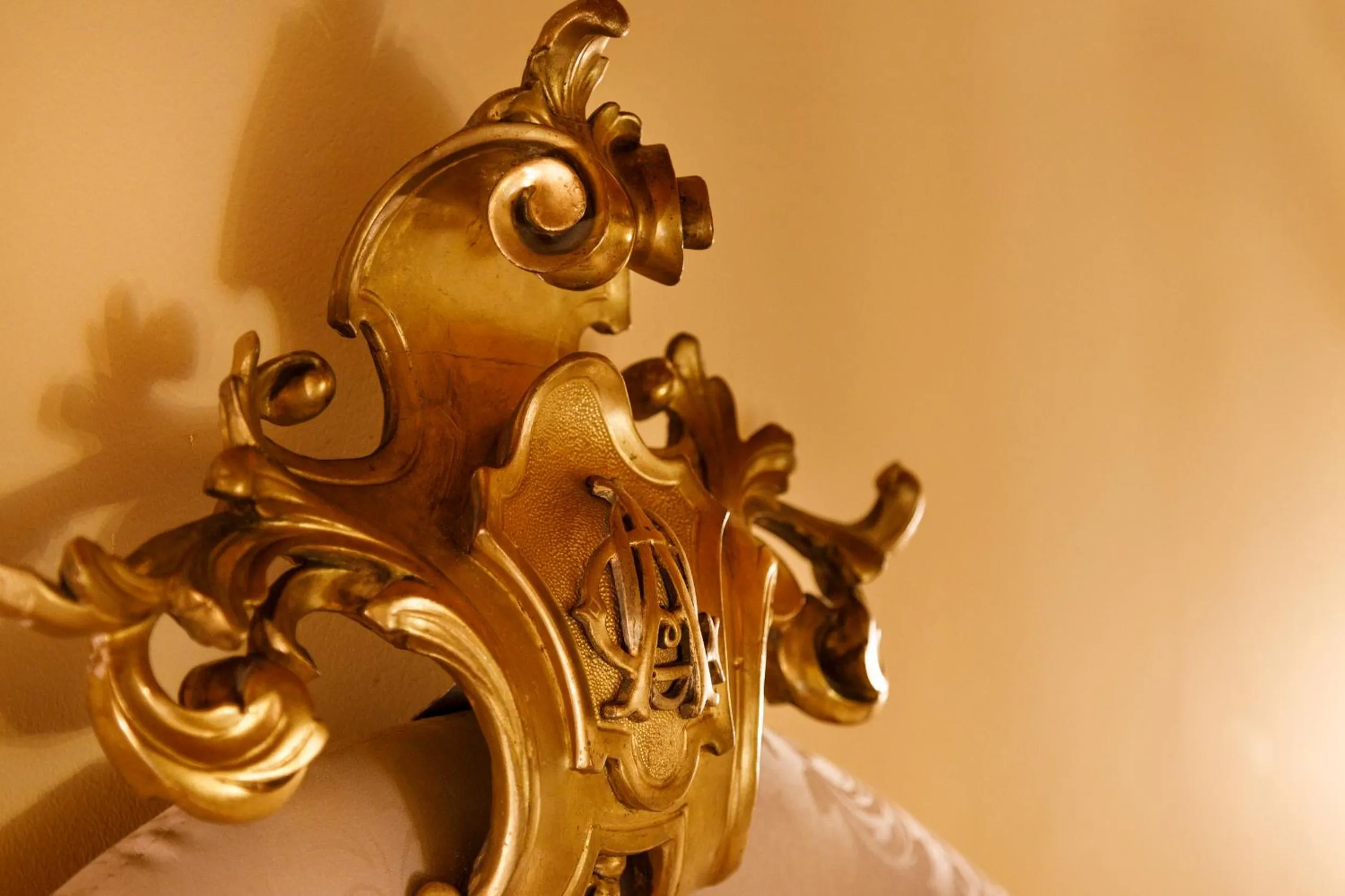 Decorative detail in Saint George's House Appartamenti & Spa