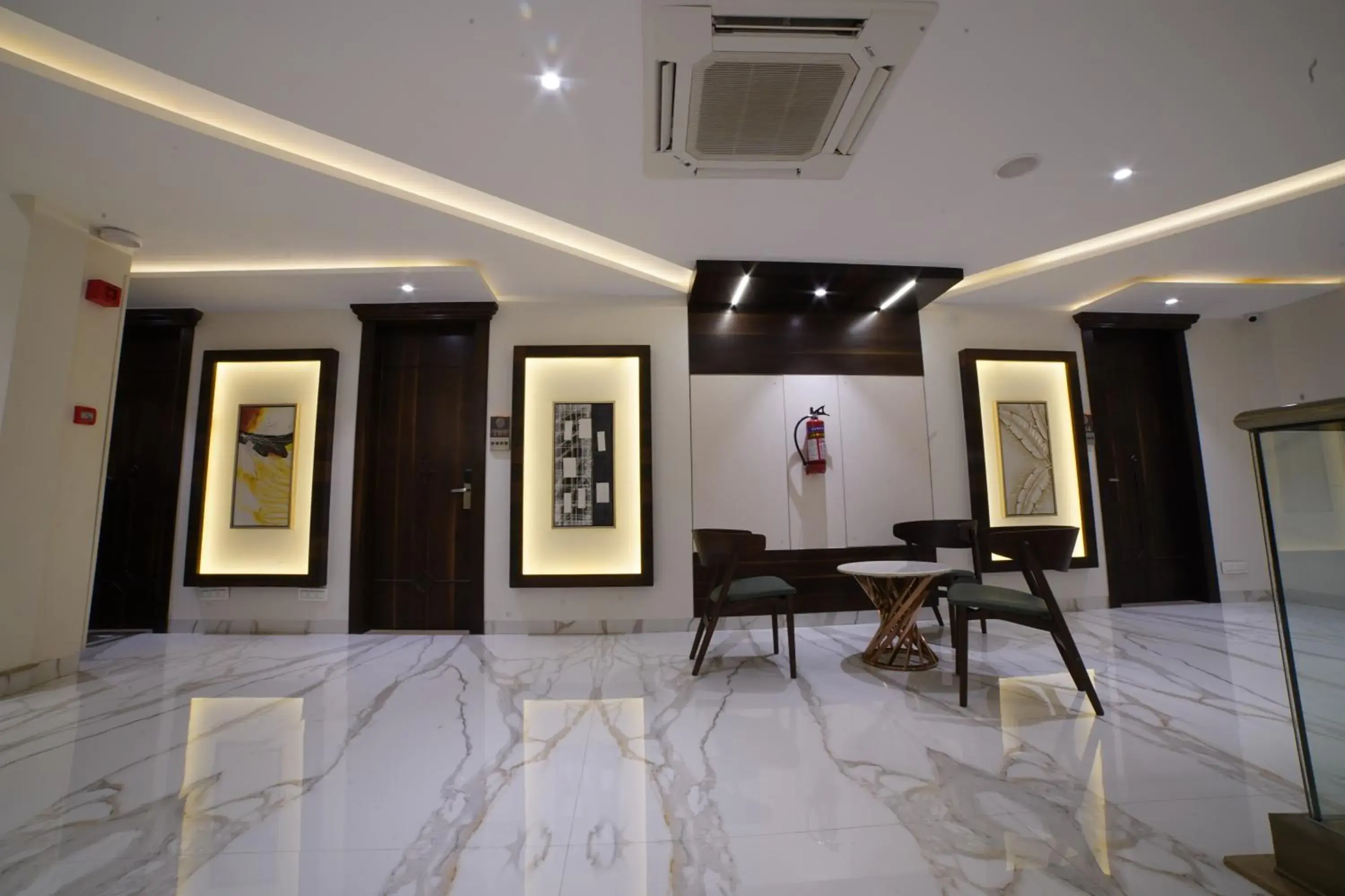 Lobby or reception in Hotel 18 Keys Lobby or reception in Hotel 18 Keys