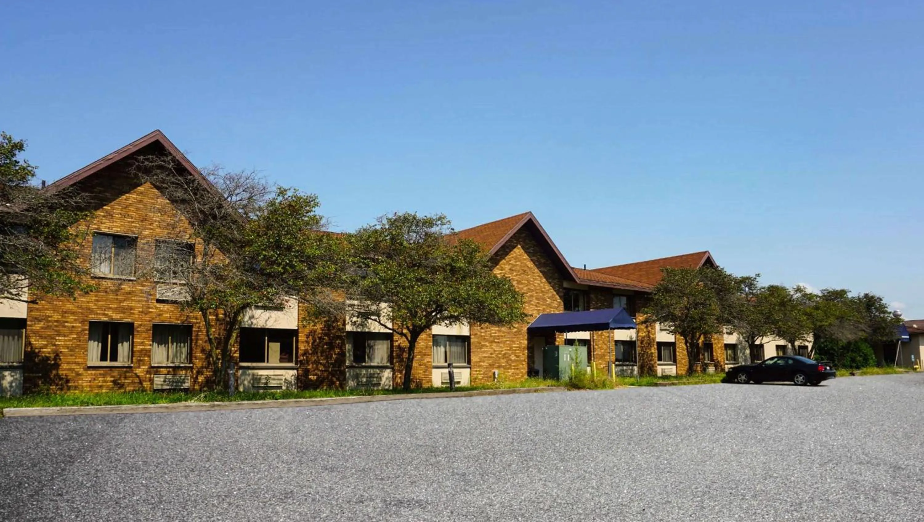 Property building in Magnuson Hotel Dixon