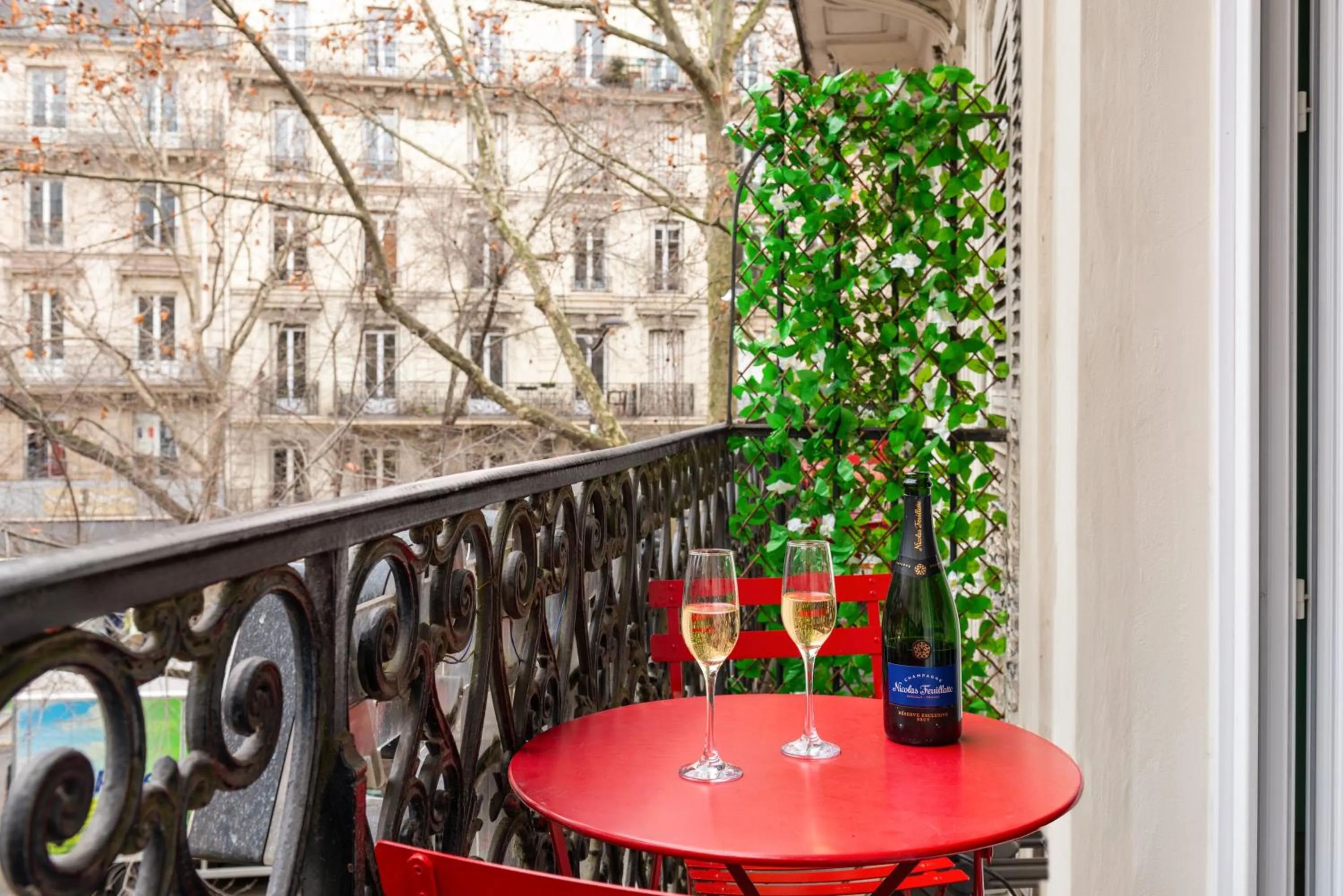 Balcony/Terrace in Hotel Avalon Paris