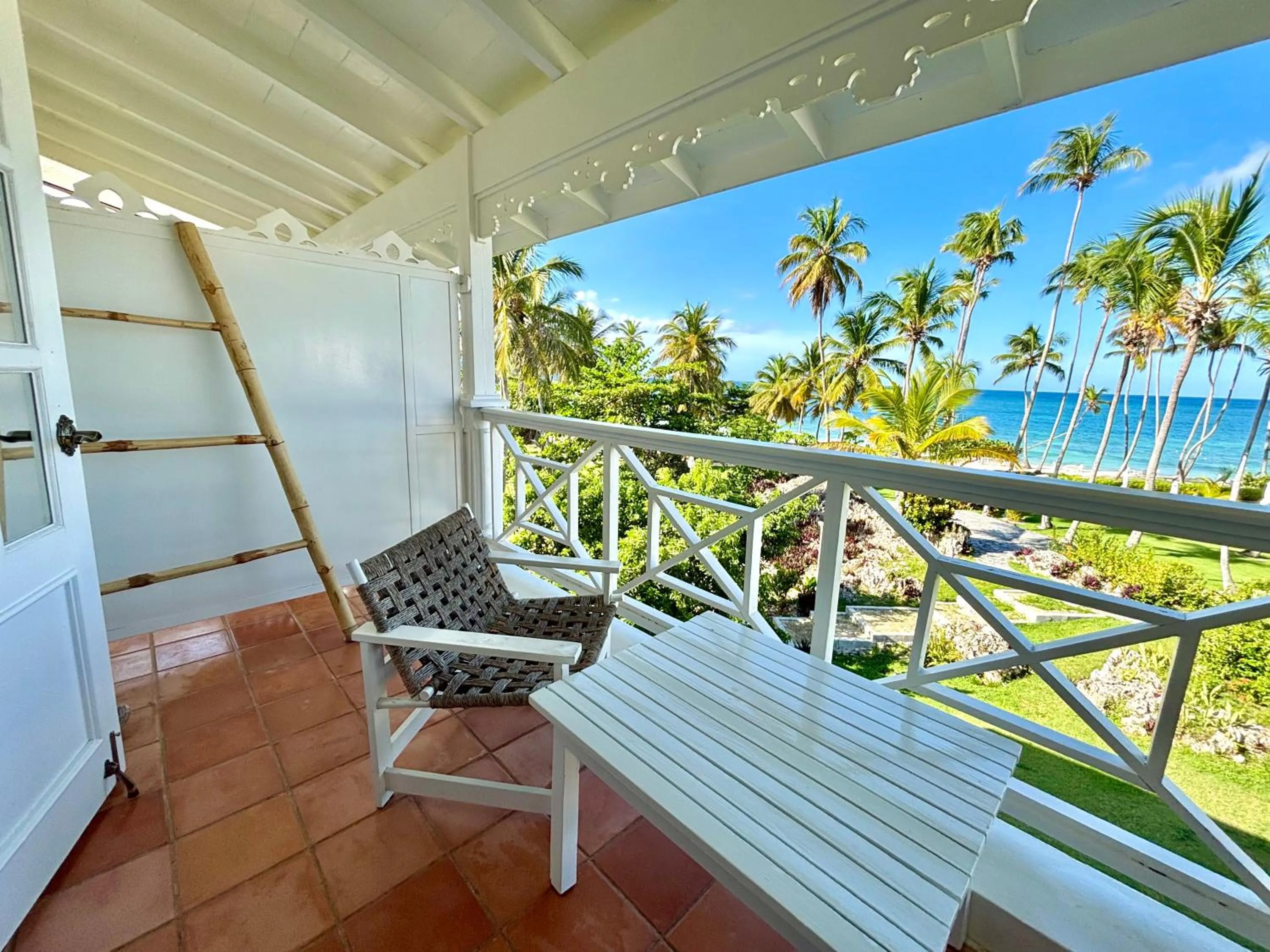 Balcony/Terrace in Hotel TODOBLANCO, Las Galeras, SAMANA