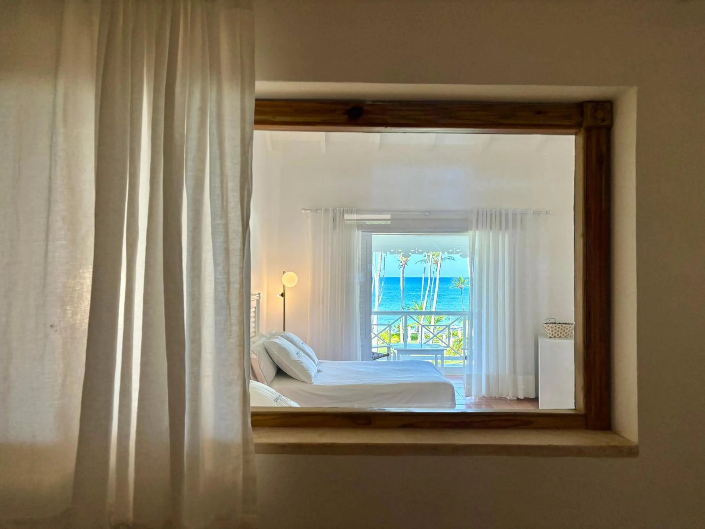 Photo of the whole room, Bed in Hotel TODOBLANCO, Las Galeras, SAMANA