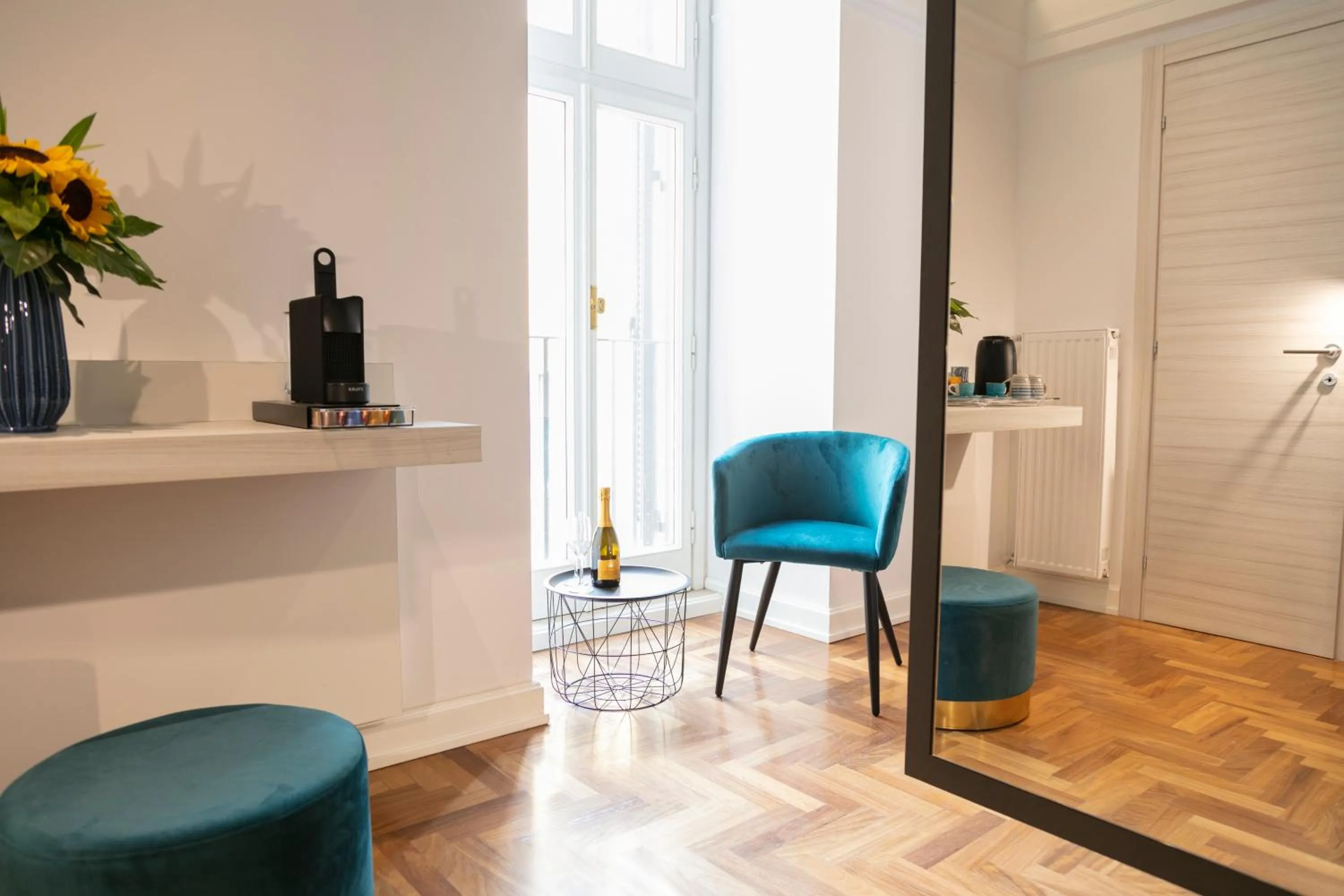 Photo of the whole room in Hadrianus Temple Suites - The Venue Collection