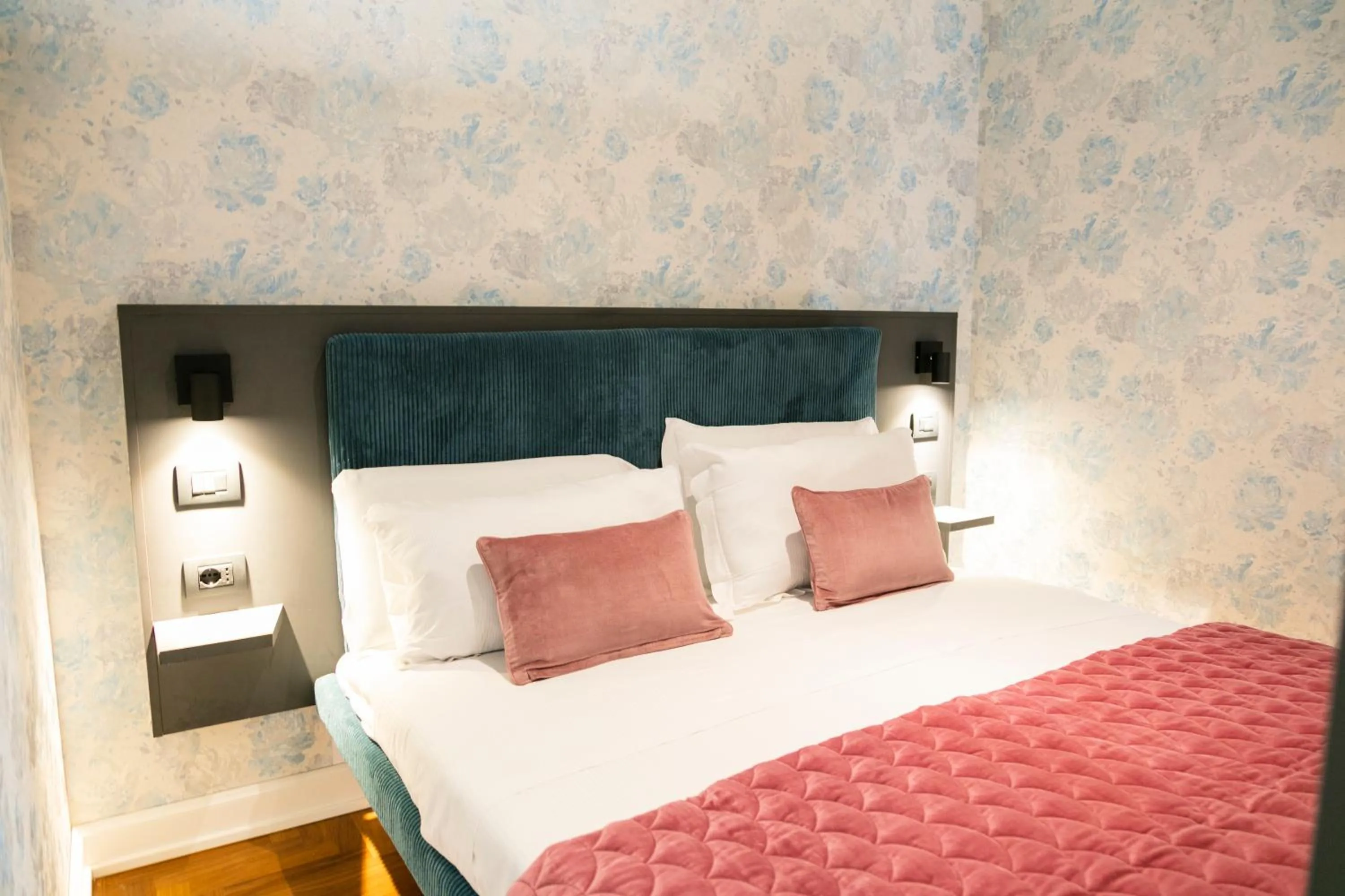 Bed in Hadrianus Temple Suites - The Venue Collection