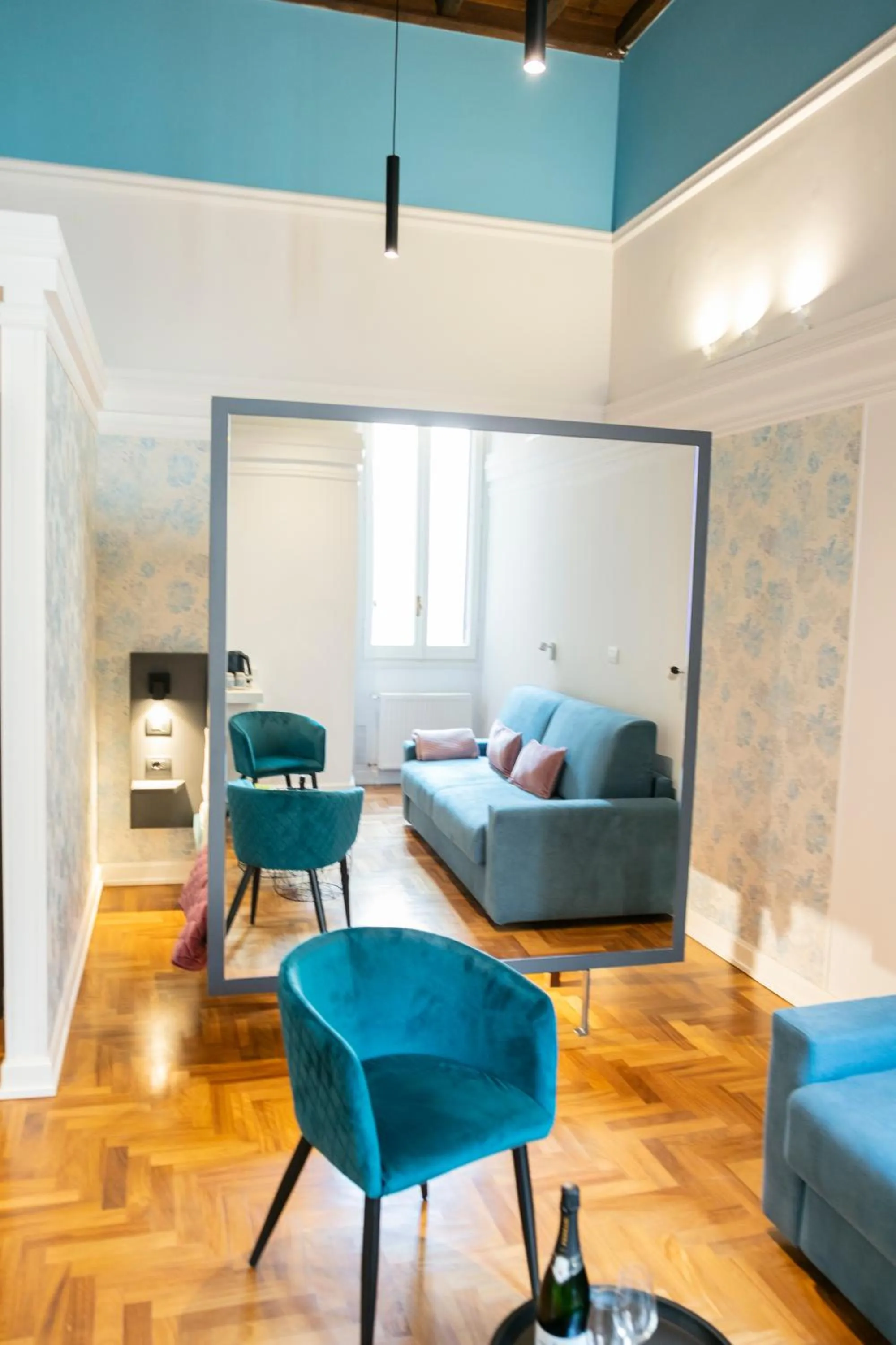 Photo of the whole room in Hadrianus Temple Suites - The Venue Collection