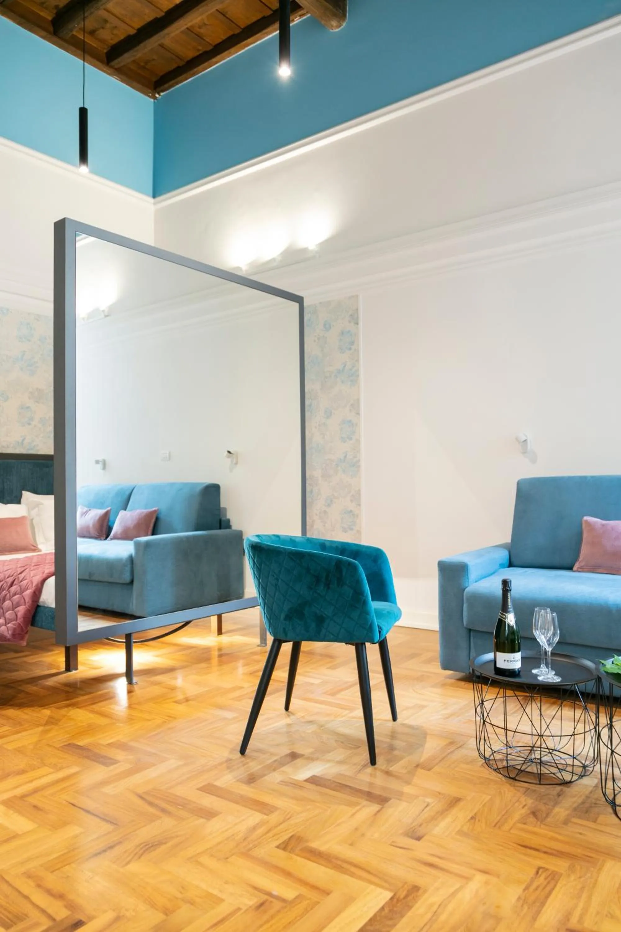 Photo of the whole room in Hadrianus Temple Suites - The Venue Collection