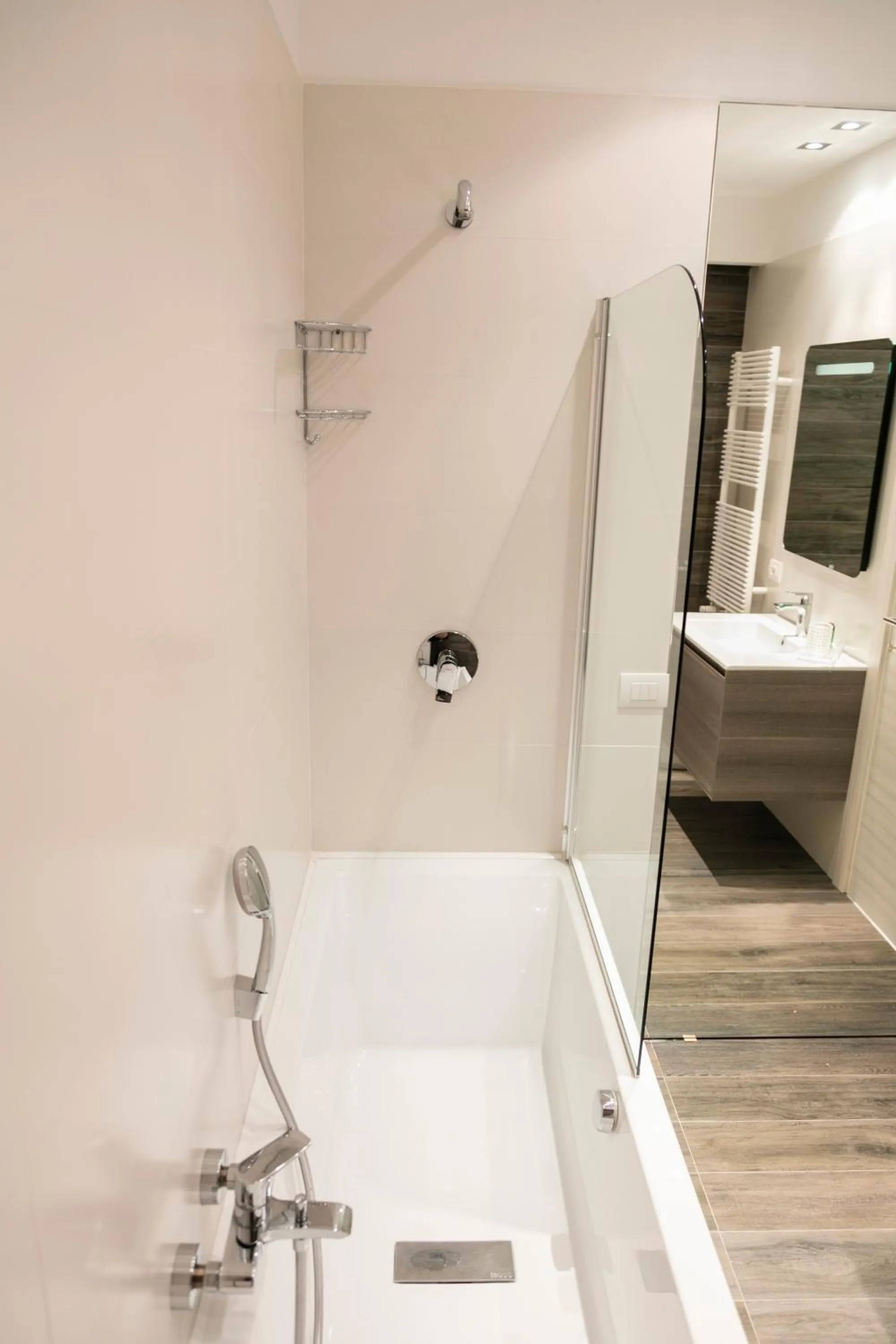 Bathroom in Hadrianus Temple Suites - The Venue Collection