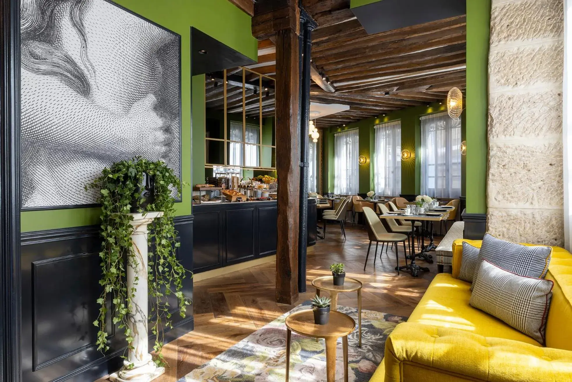 Lobby or reception in Hotel Louis II Lobby or reception in Hotel Louis II