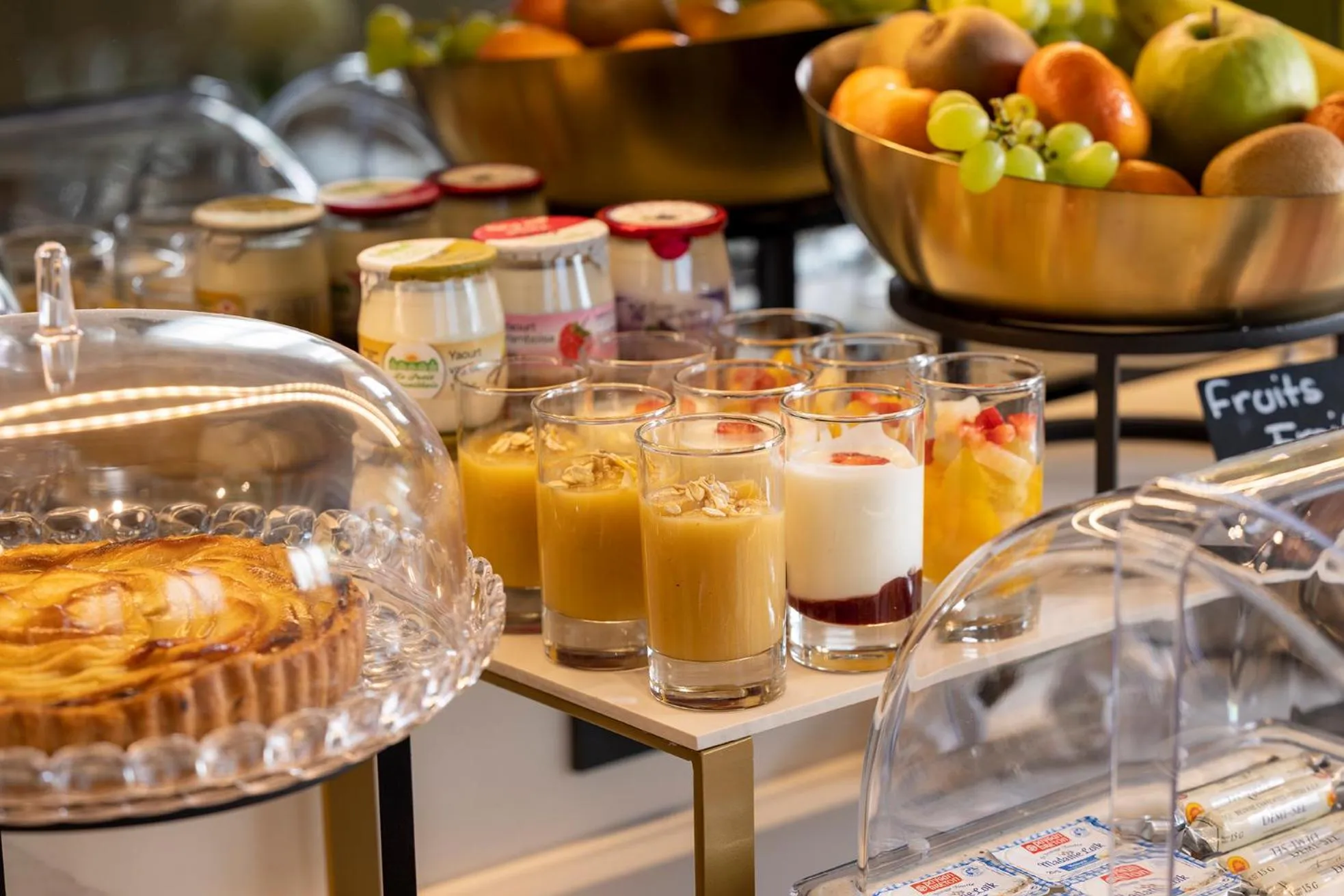 Breakfast in Hotel Louis II