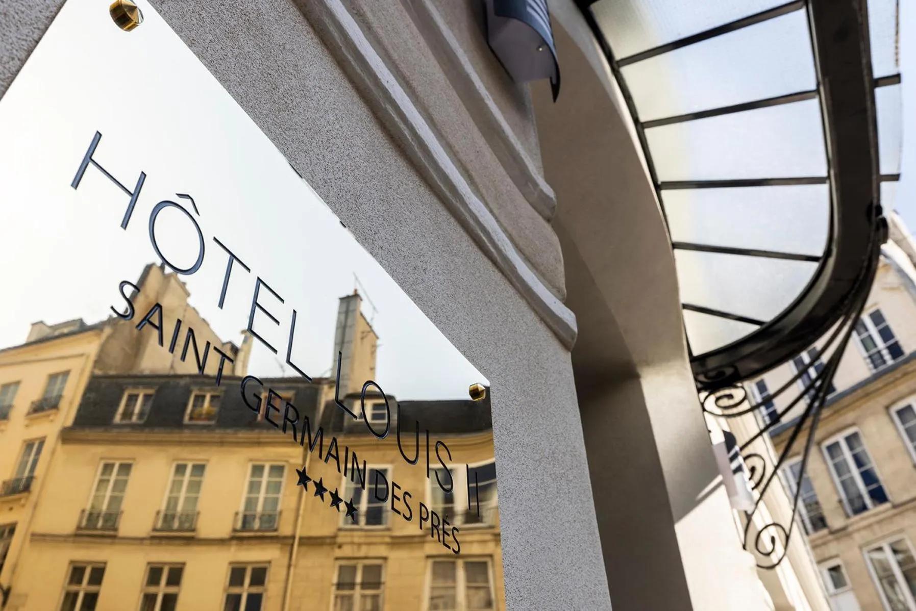 Facade/entrance in Hotel Louis II