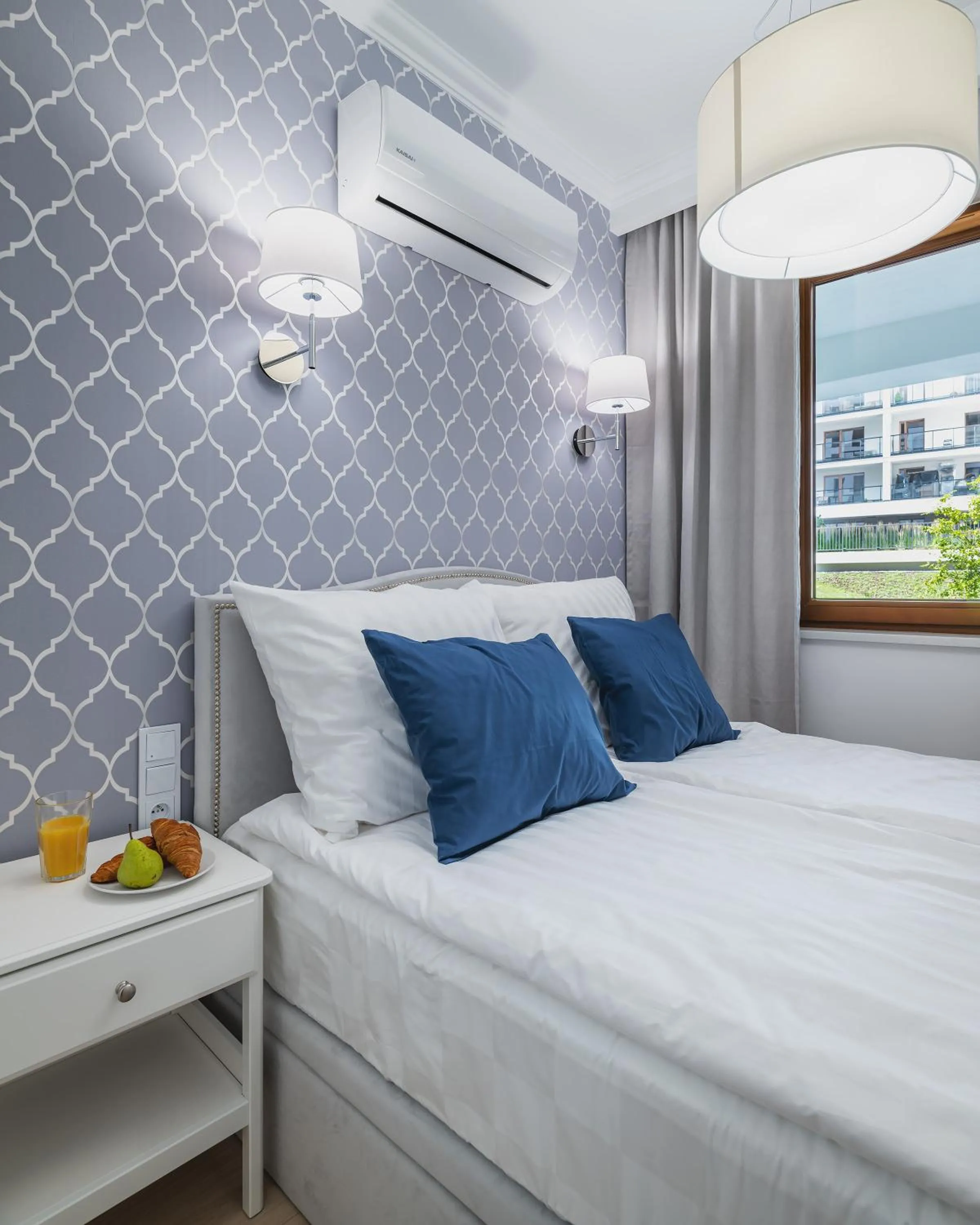 Bed in YourSecondFlat Grzybowska